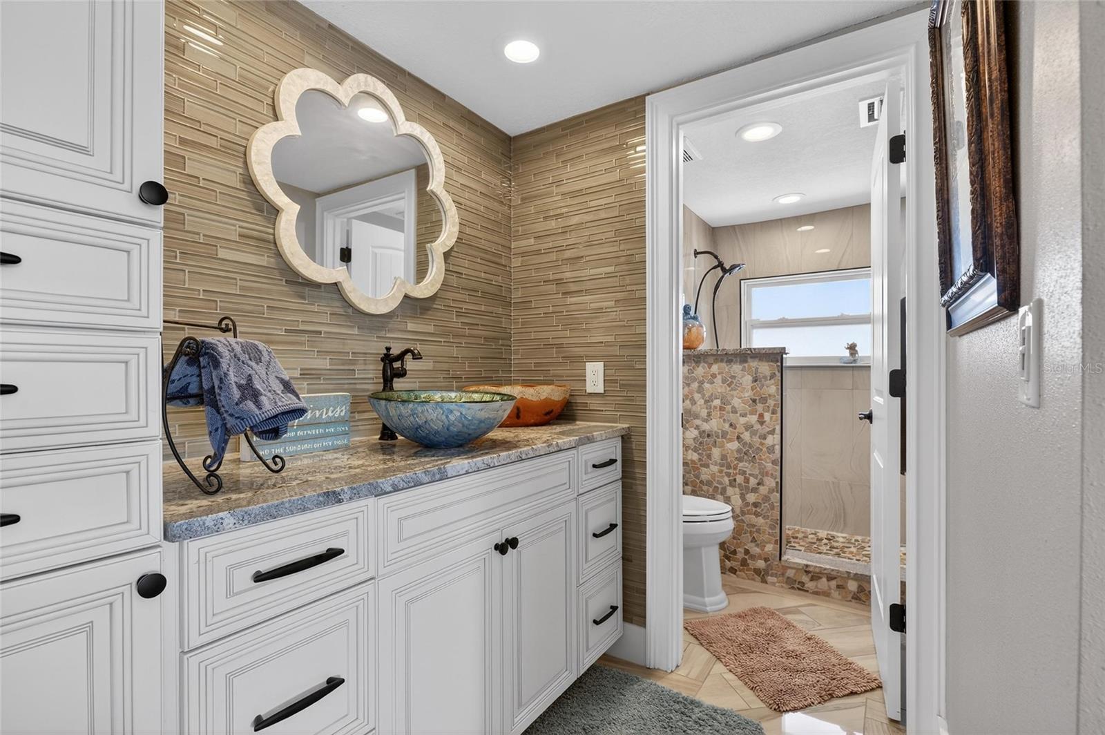 Image 30 of 98 For 931 Gulf Boulevard