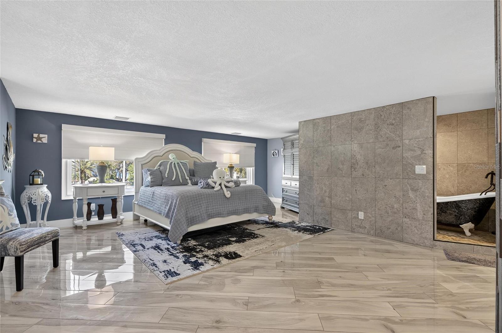 Image 33 of 98 For 931 Gulf Boulevard