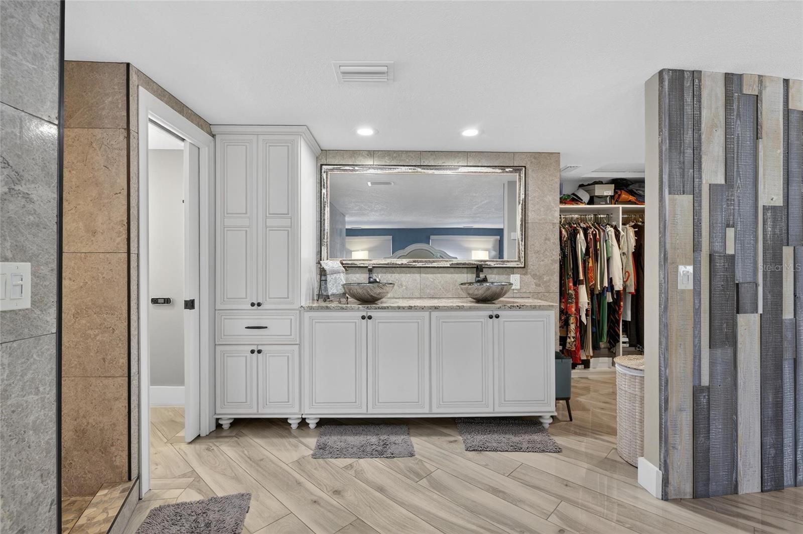 Image 38 of 98 For 931 Gulf Boulevard