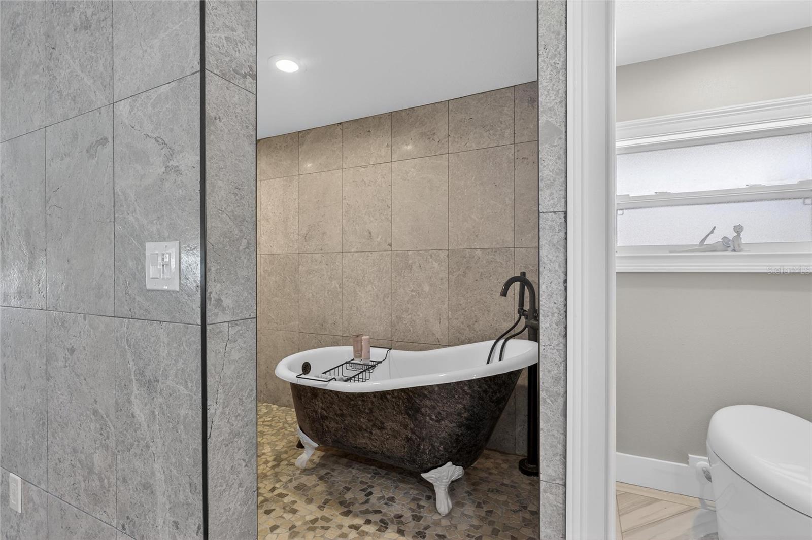 Image 43 of 98 For 931 Gulf Boulevard