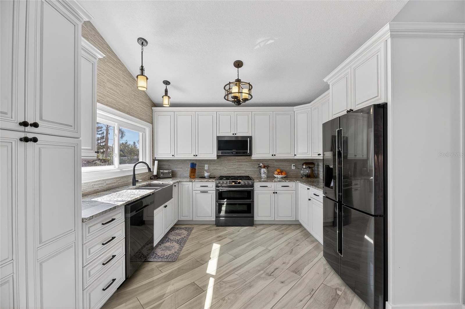 Image 58 of 98 For 931 Gulf Boulevard