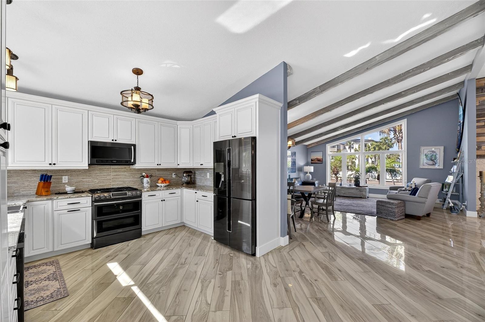 Image 59 of 98 For 931 Gulf Boulevard