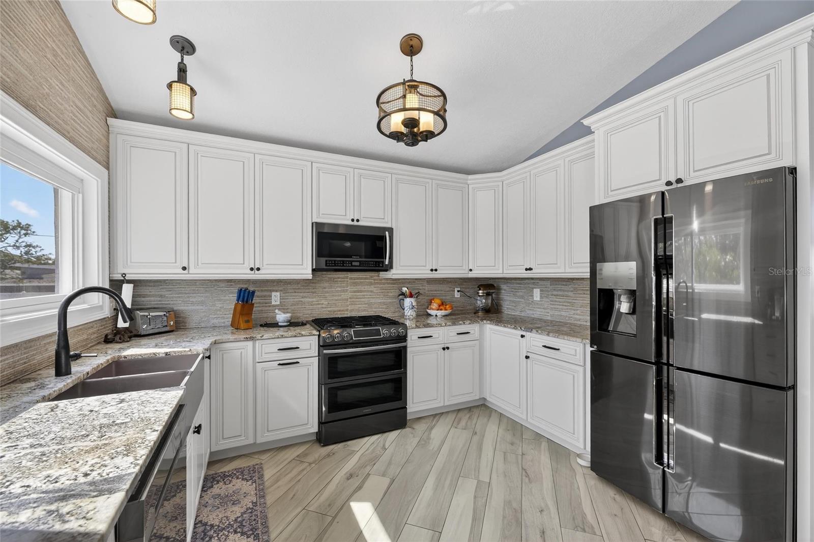 Image 60 of 98 For 931 Gulf Boulevard