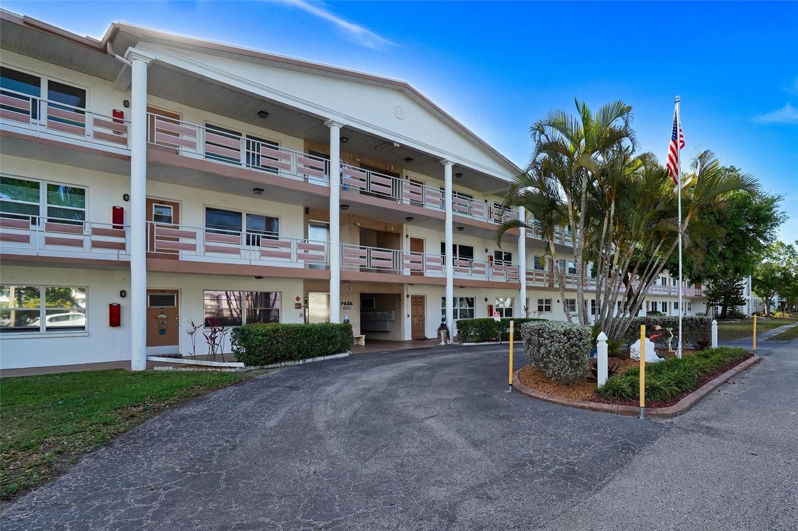 Details for 6015 19th Street N 109, ST PETERSBURG, FL 33714