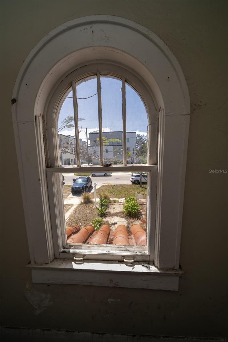 Image 25 of 45 For 1911 North A Street