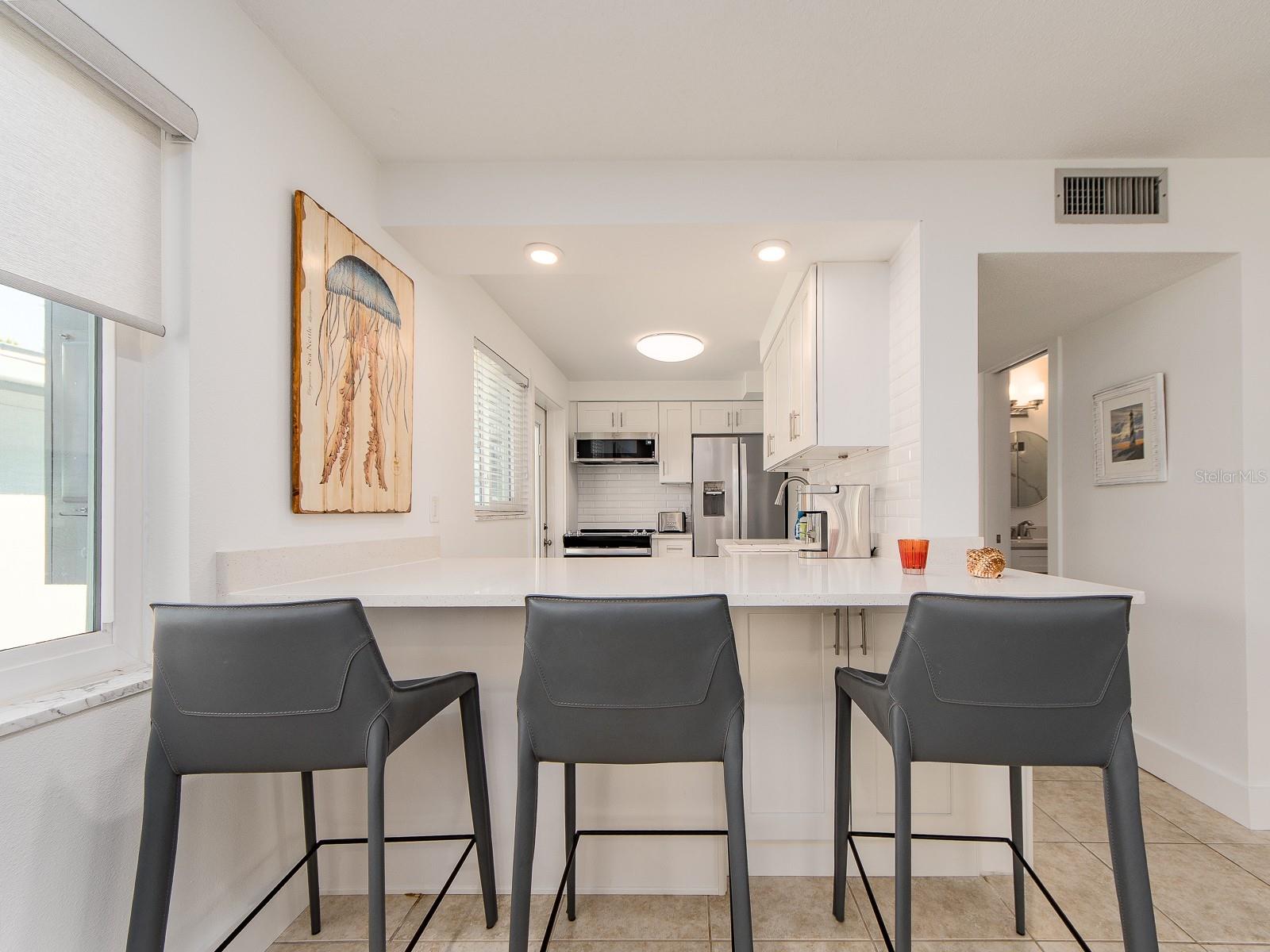 Image 12 of 37 For 241 Skiff Point 1