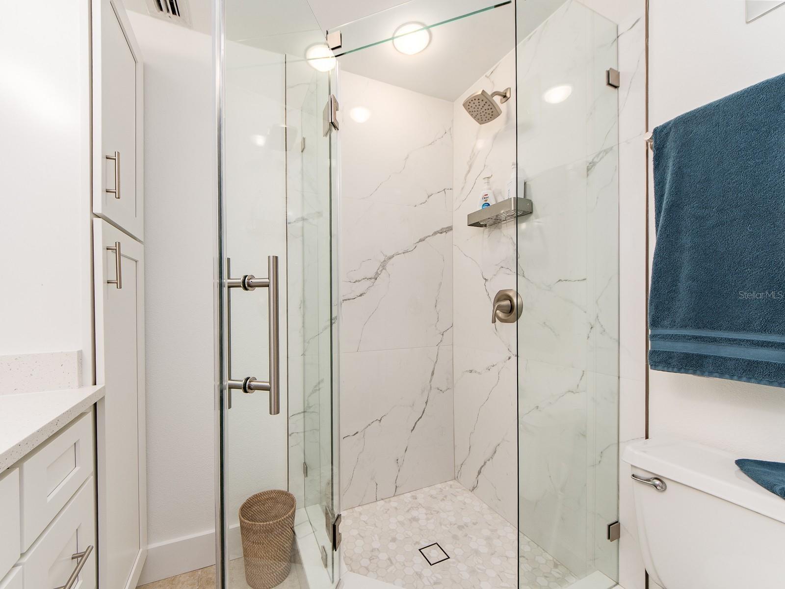 Image 21 of 37 For 241 Skiff Point 1