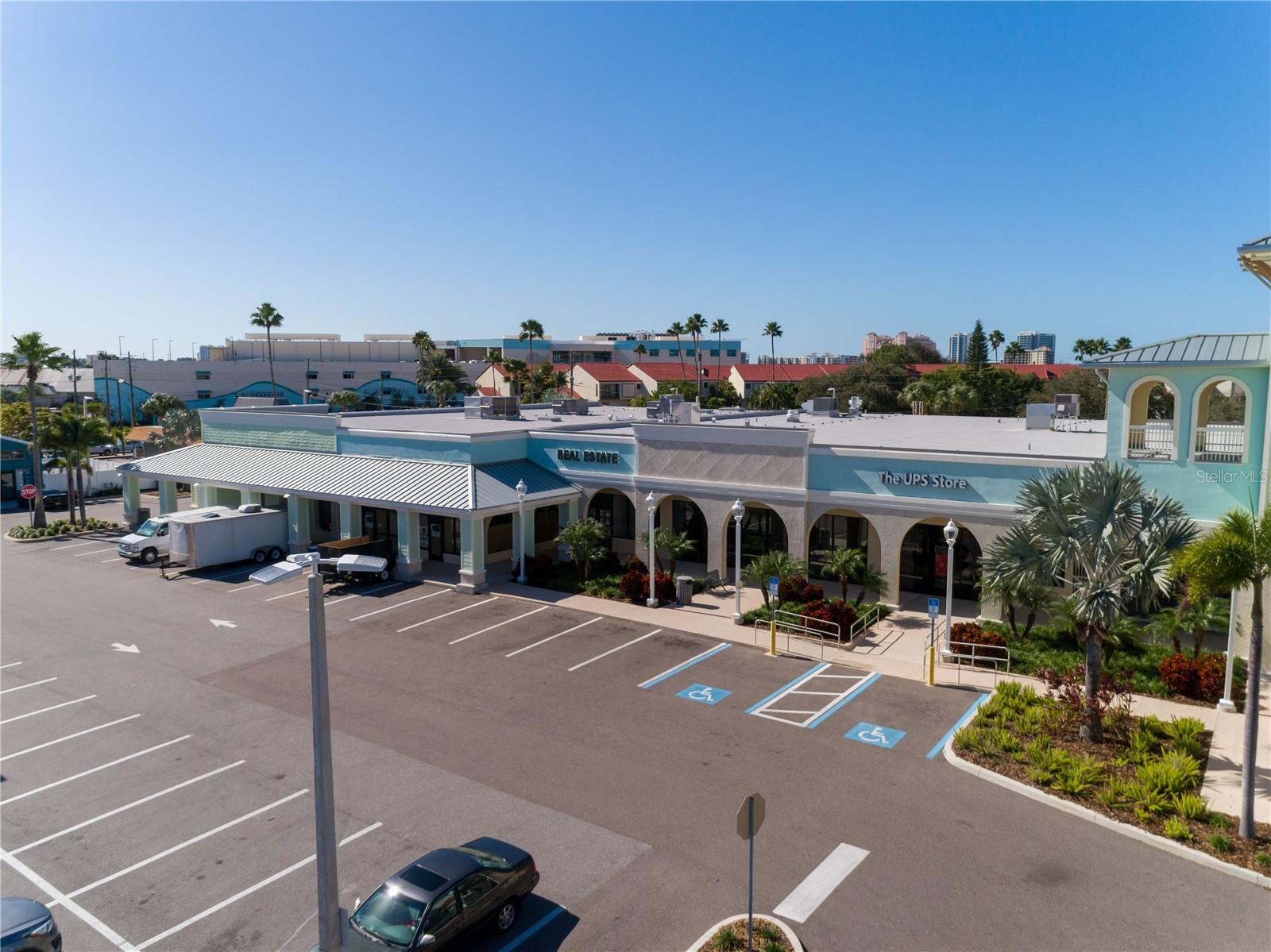 Image 34 of 37 For 241 Skiff Point 1