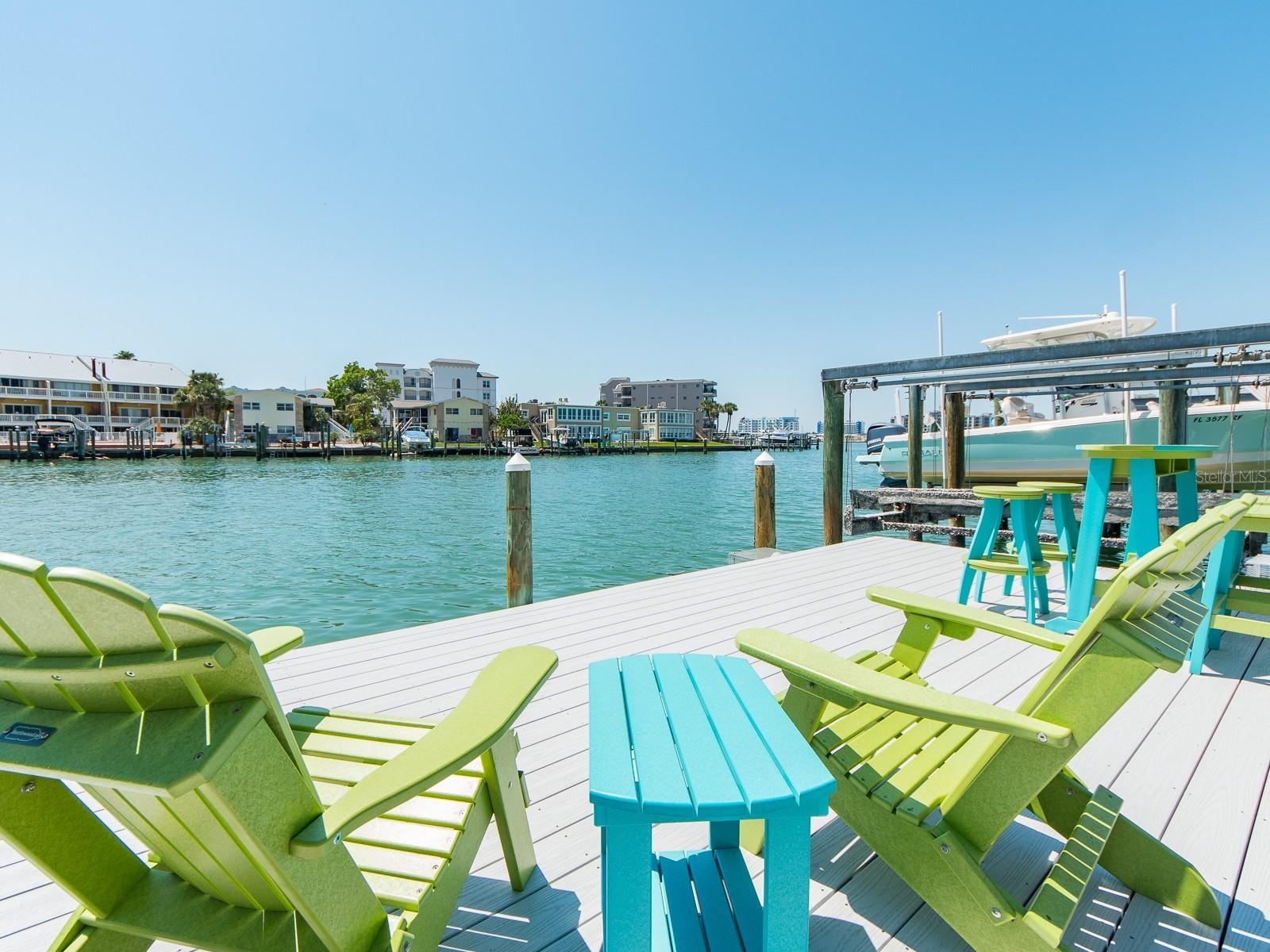 Image 4 of 37 For 241 Skiff Point 1