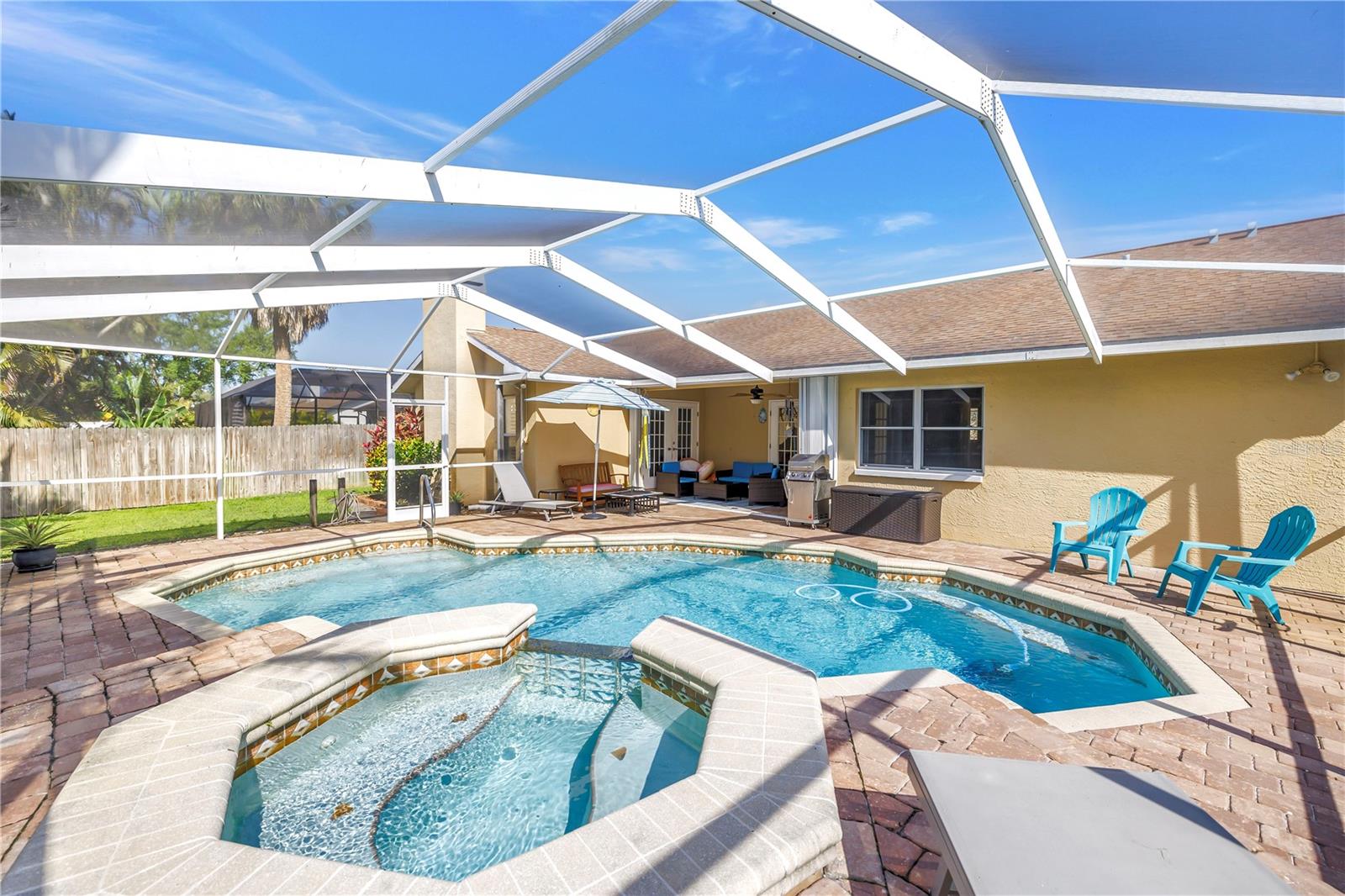 Image 2 of 93 For 1770 Glen Lakes Boulevard N