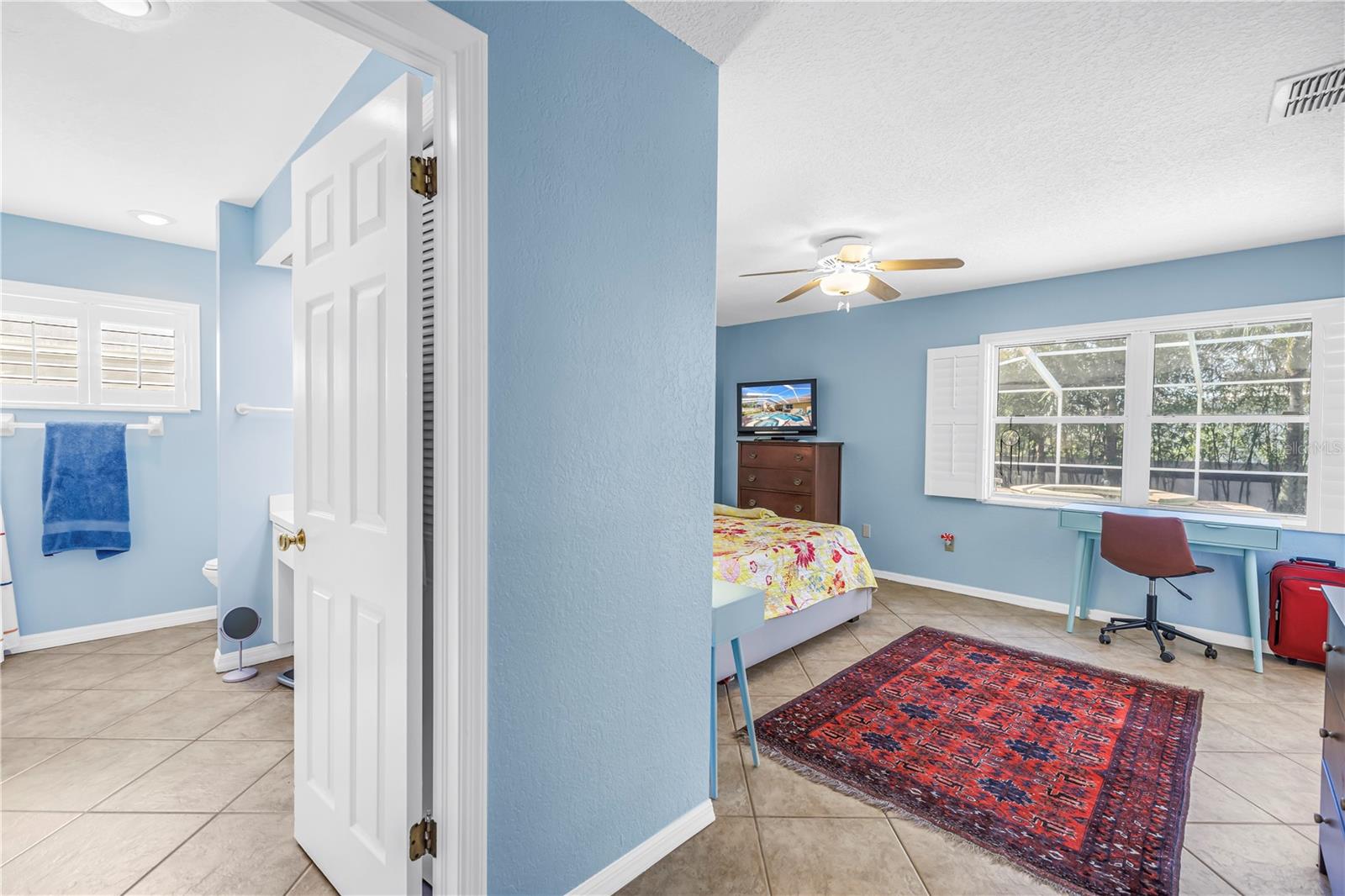 Image 37 of 93 For 1770 Glen Lakes Boulevard N