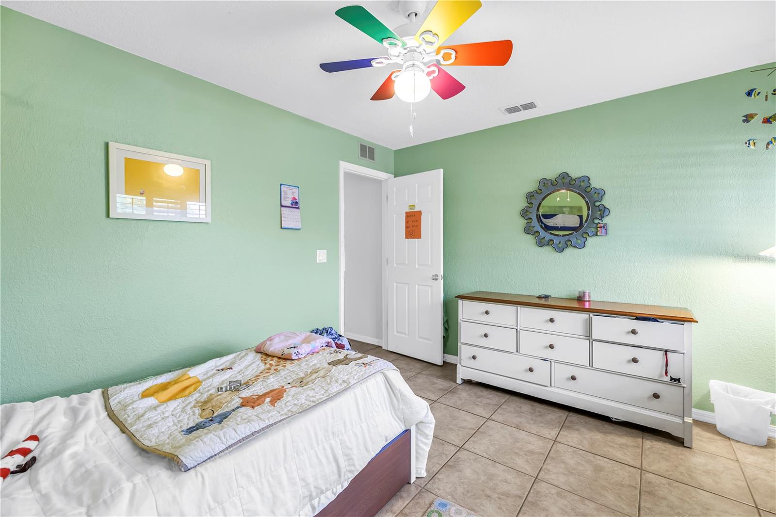 Image 68 of 93 For 1770 Glen Lakes Boulevard N