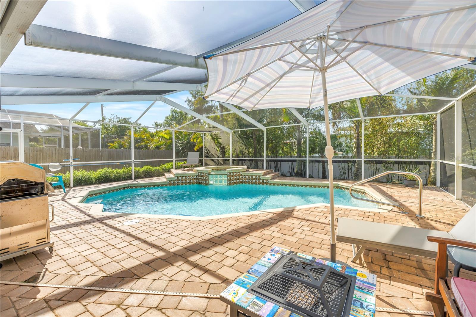 Image 80 of 93 For 1770 Glen Lakes Boulevard N