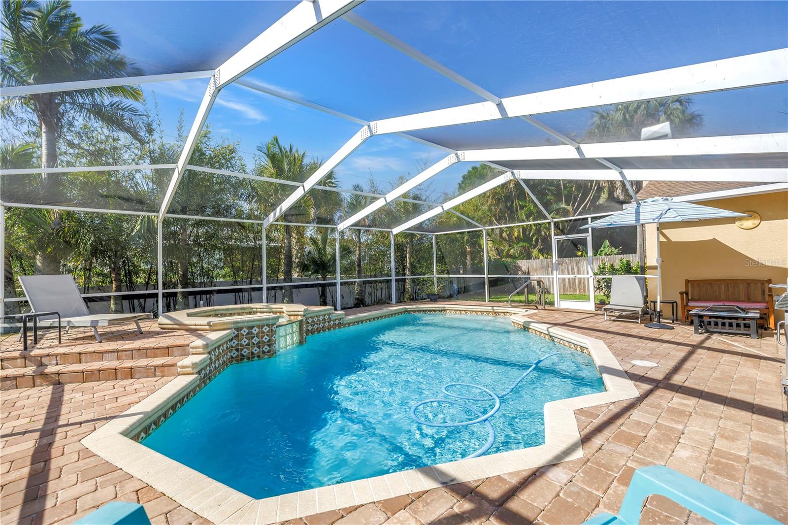 Image 86 of 93 For 1770 Glen Lakes Boulevard N