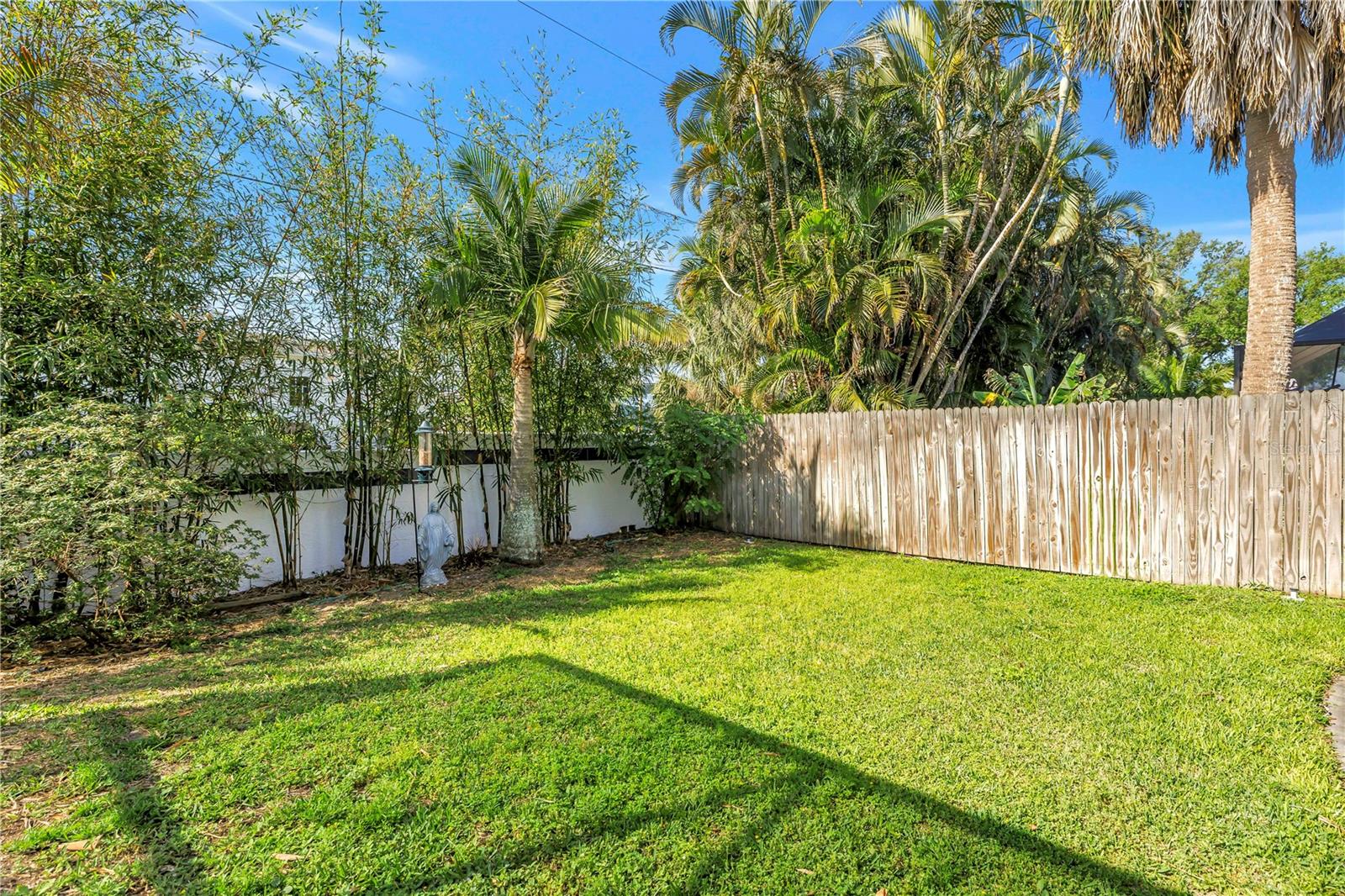 Image 87 of 93 For 1770 Glen Lakes Boulevard N