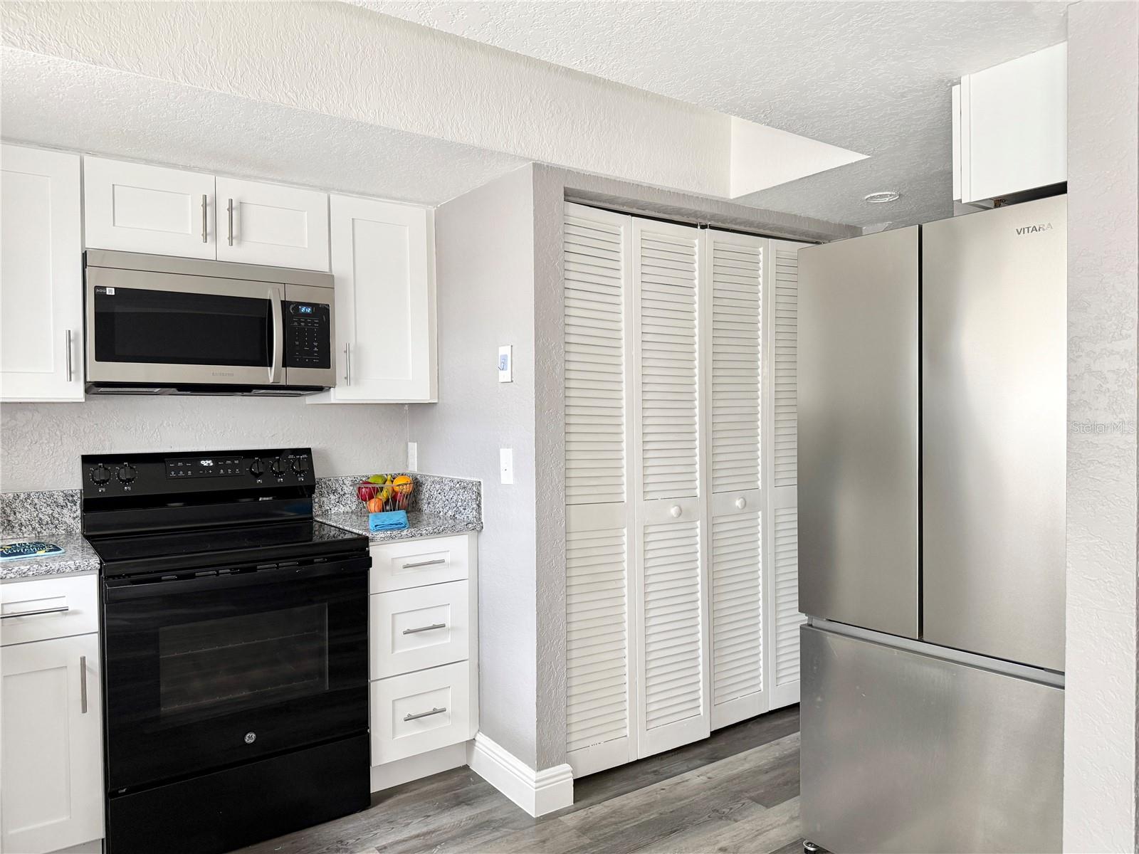 Image 9 of 28 For 5229 Tennis Court Circle