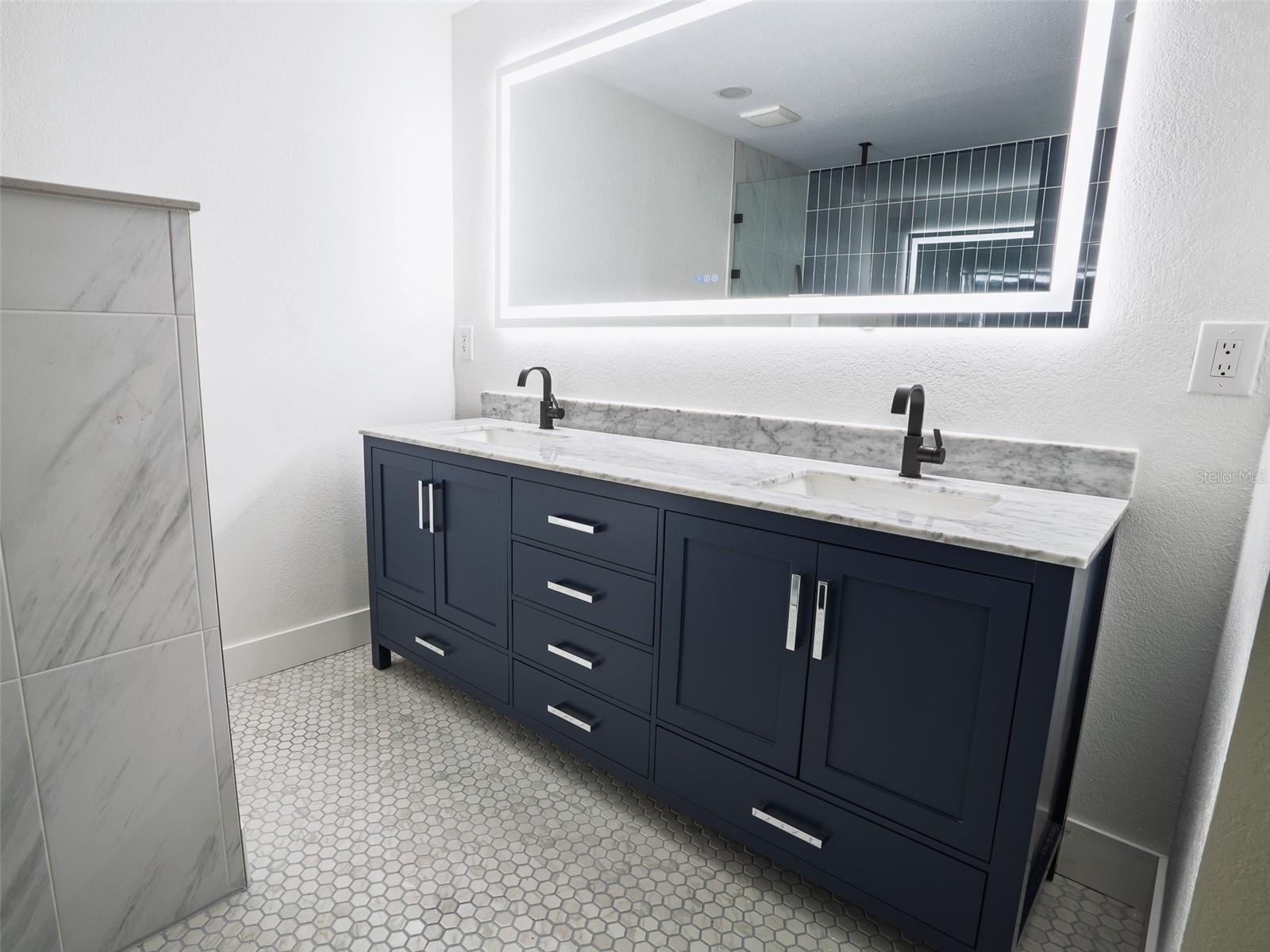 Image 16 of 42 For 300 84th Avenue Ne