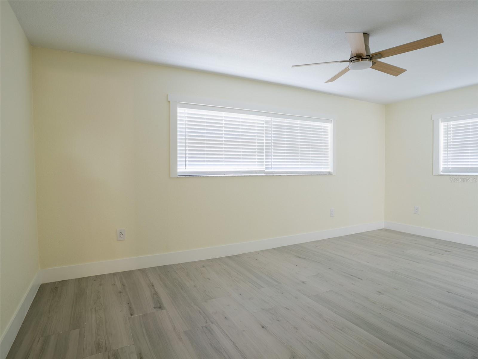 Image 23 of 42 For 300 84th Avenue Ne