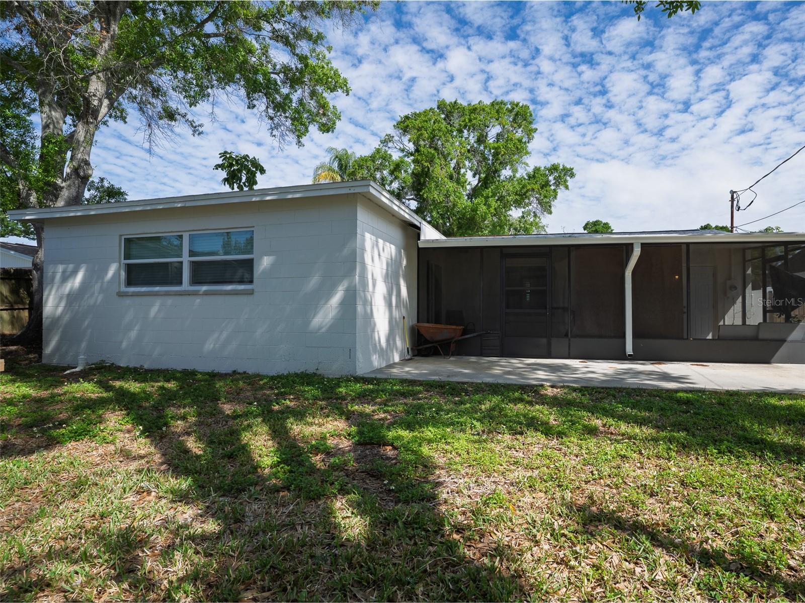 Image 33 of 42 For 300 84th Avenue Ne