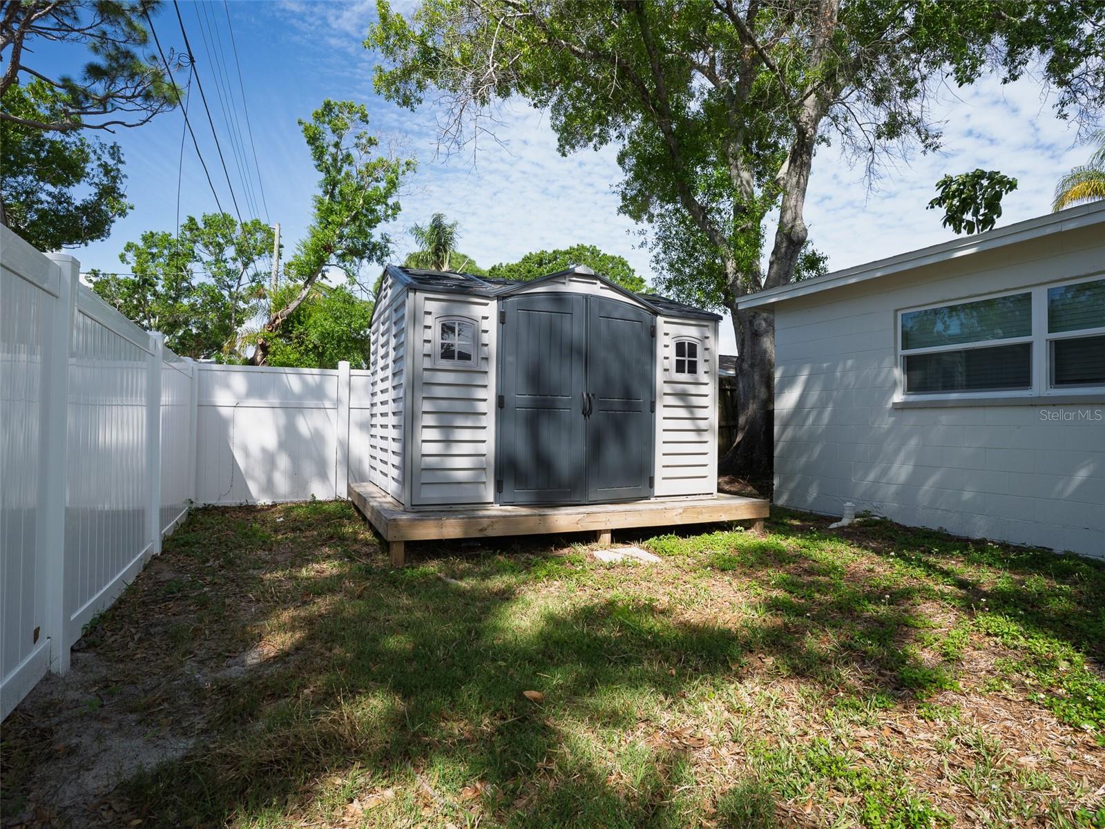 Image 36 of 42 For 300 84th Avenue Ne