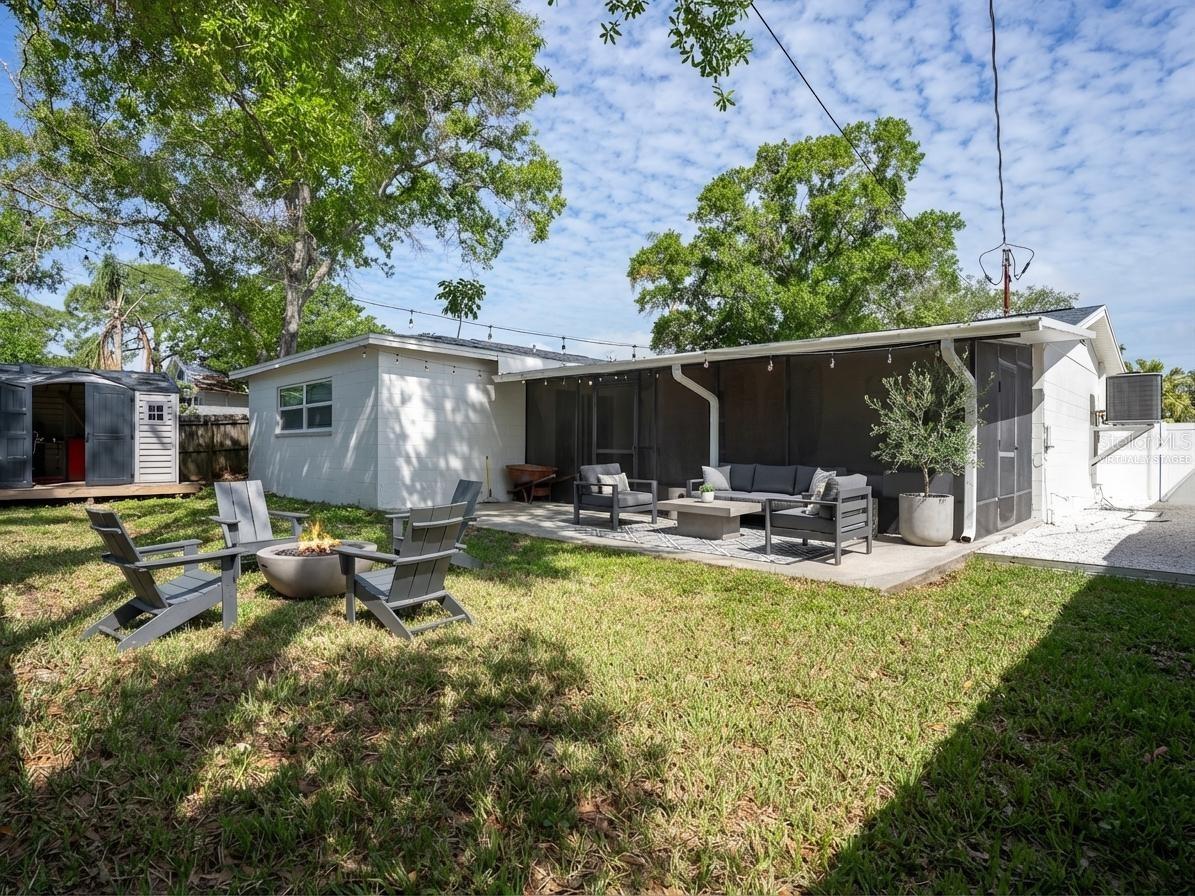 Image 4 of 42 For 300 84th Avenue Ne