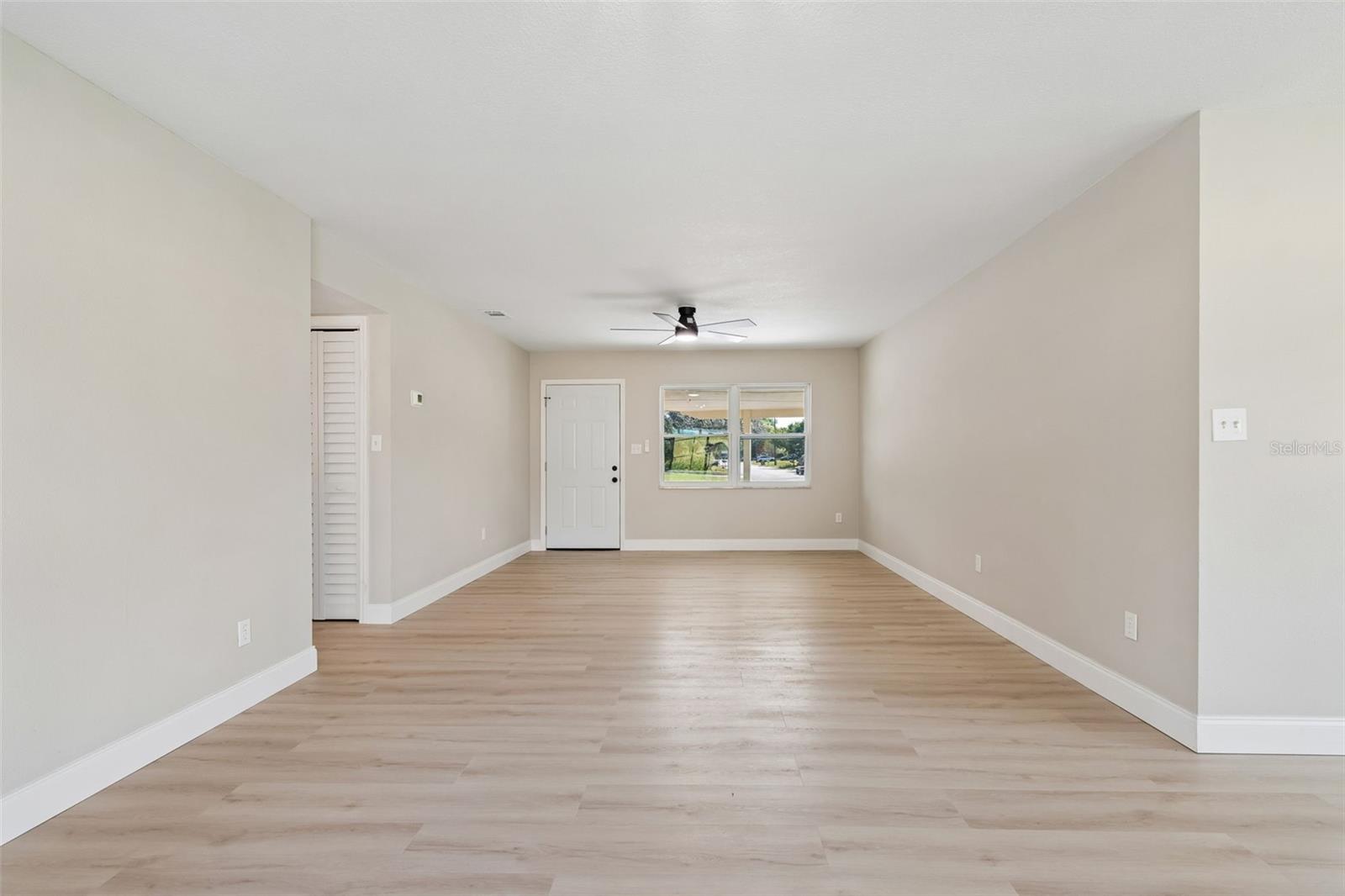 Image 15 of 76 For 2217 Colby Lane