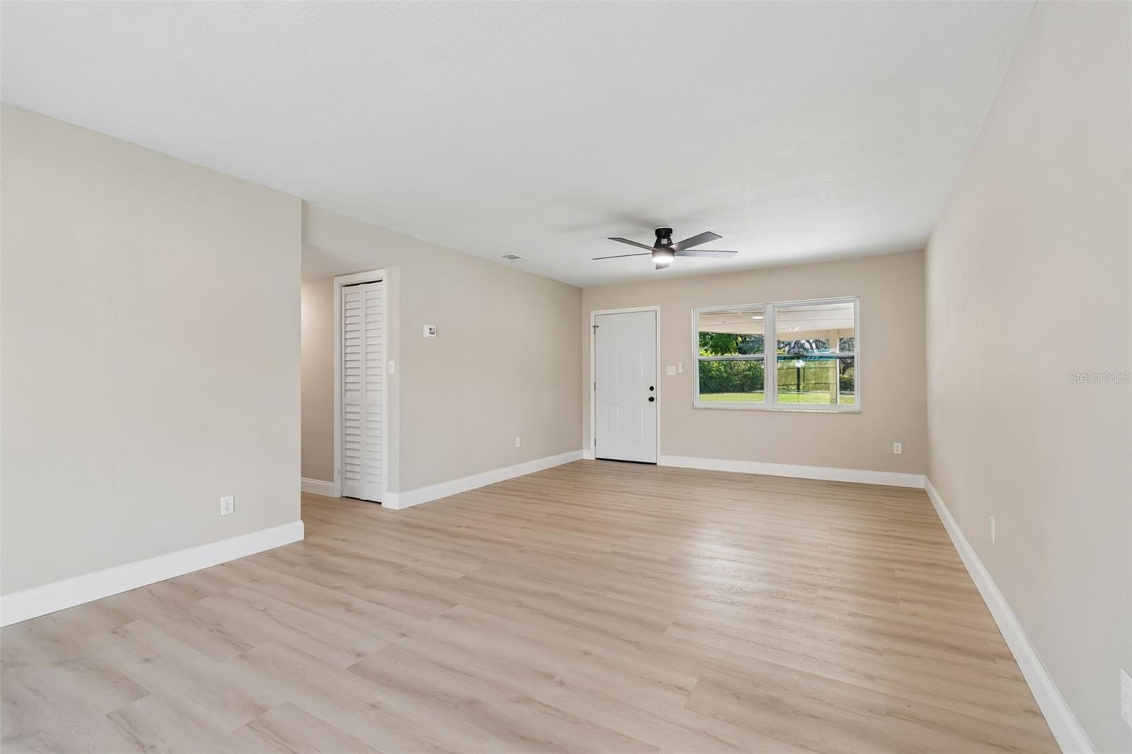 Image 16 of 76 For 2217 Colby Lane