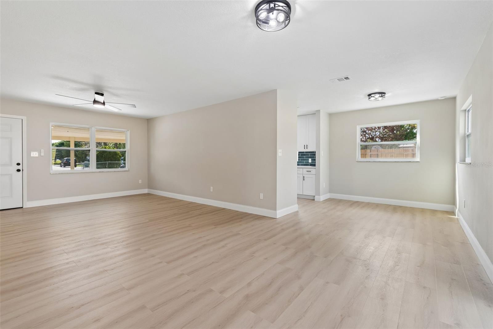 Image 17 of 76 For 2217 Colby Lane