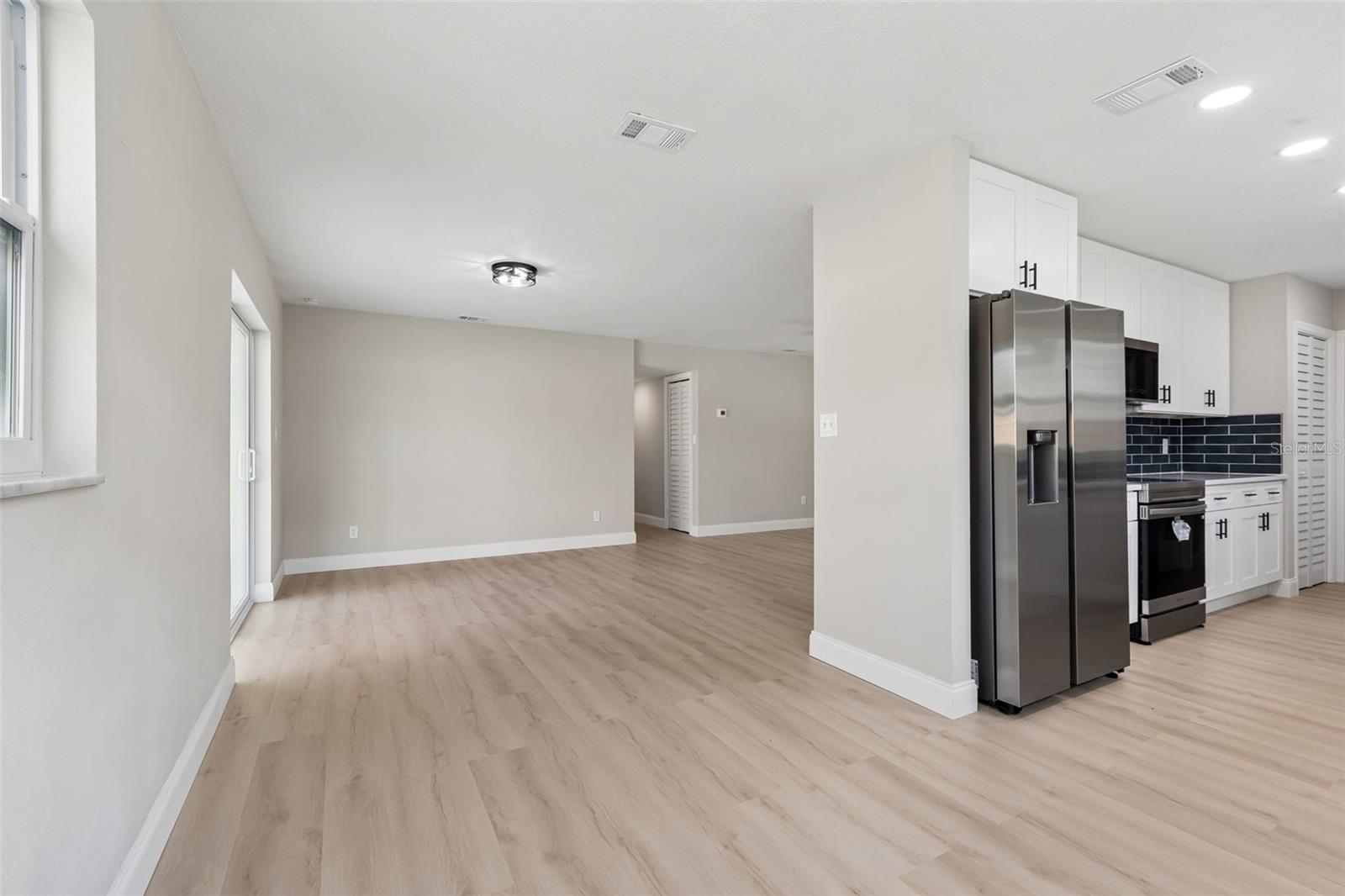 Image 21 of 76 For 2217 Colby Lane