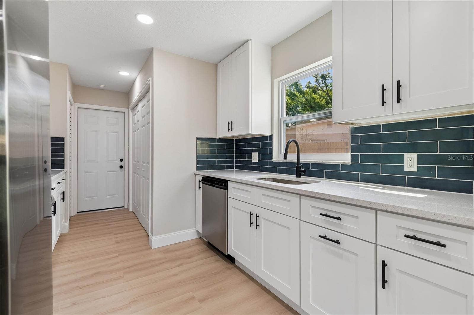 Image 24 of 76 For 2217 Colby Lane