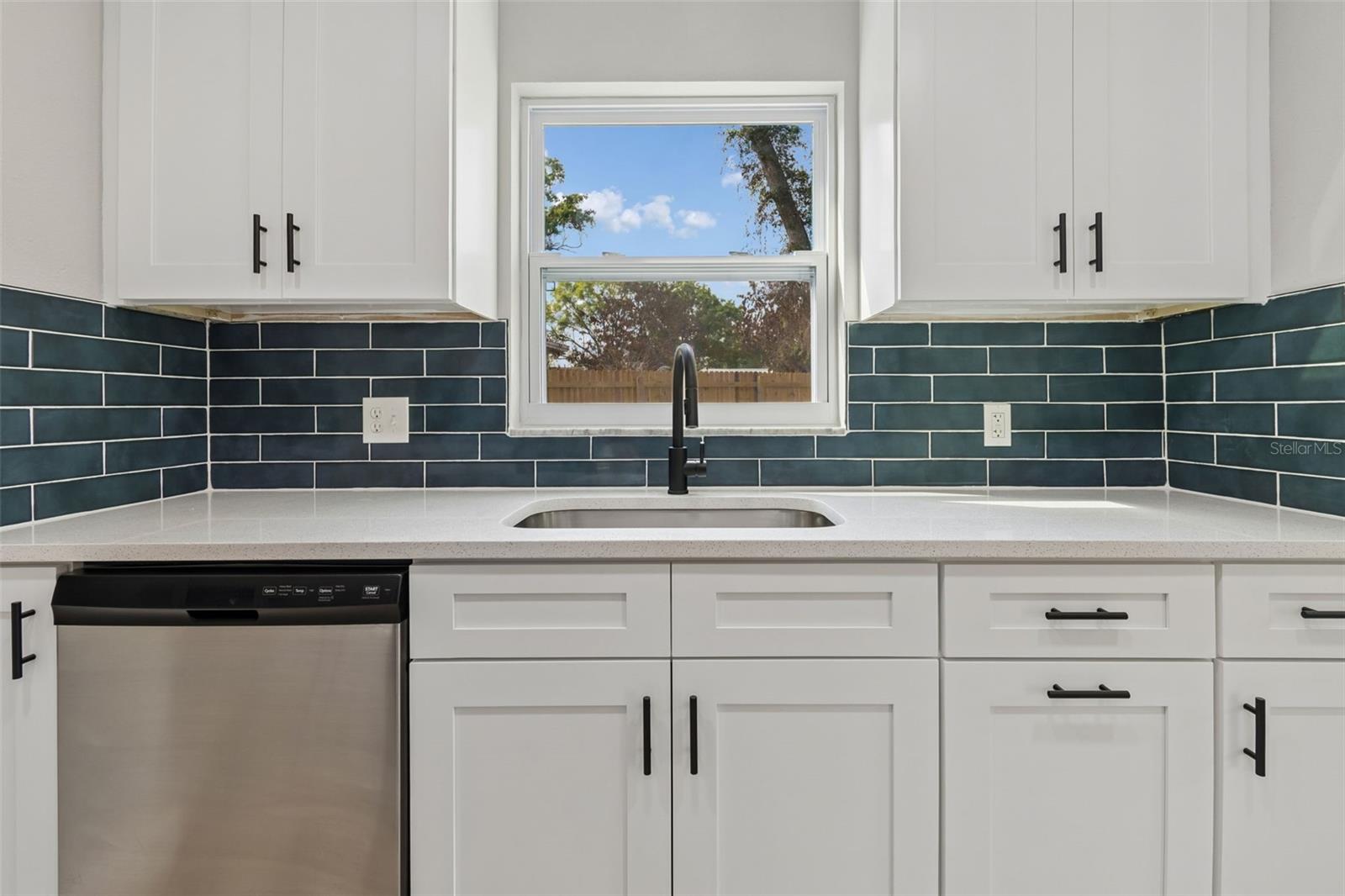 Image 25 of 76 For 2217 Colby Lane