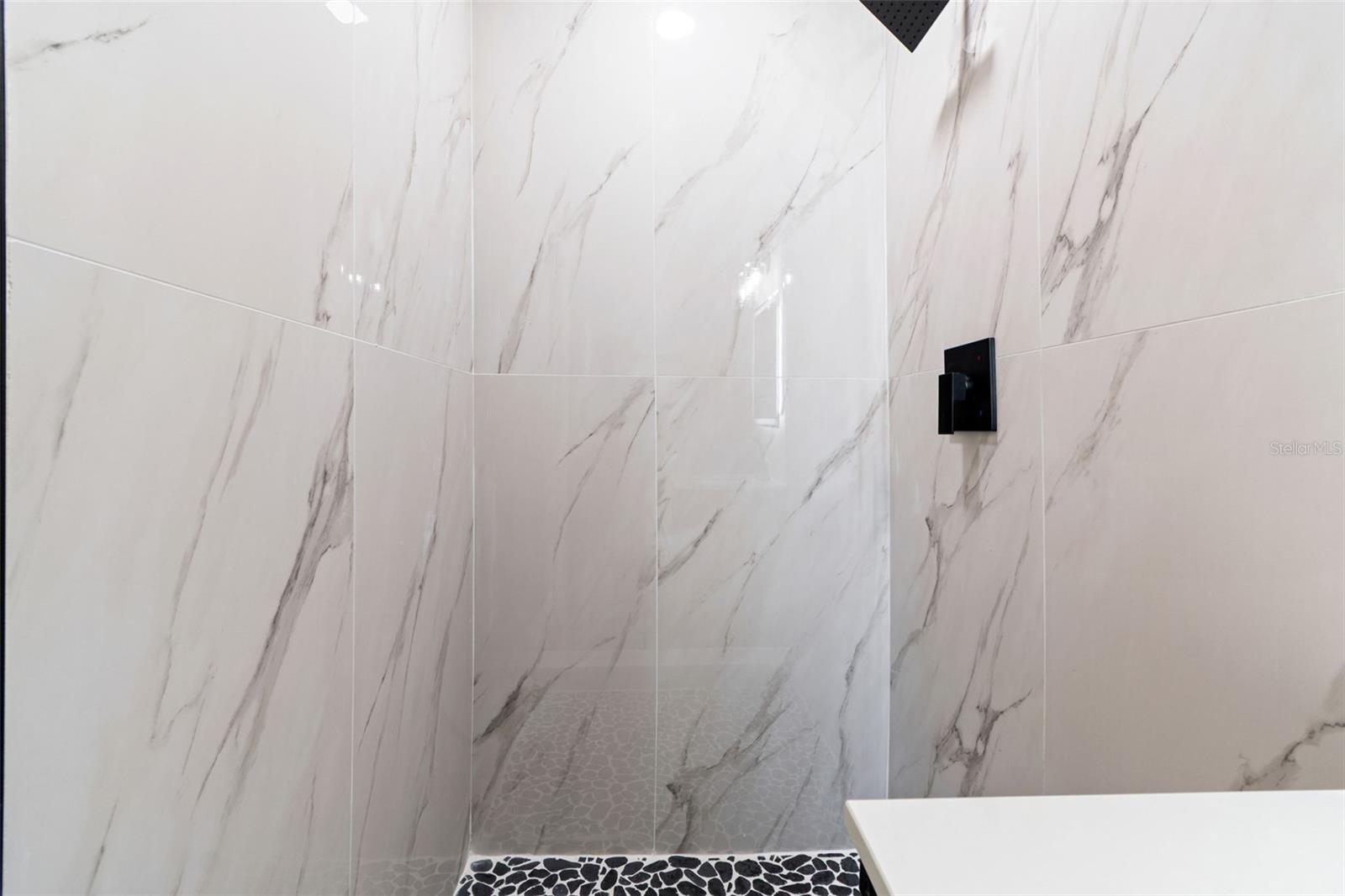 Image 36 of 76 For 2217 Colby Lane