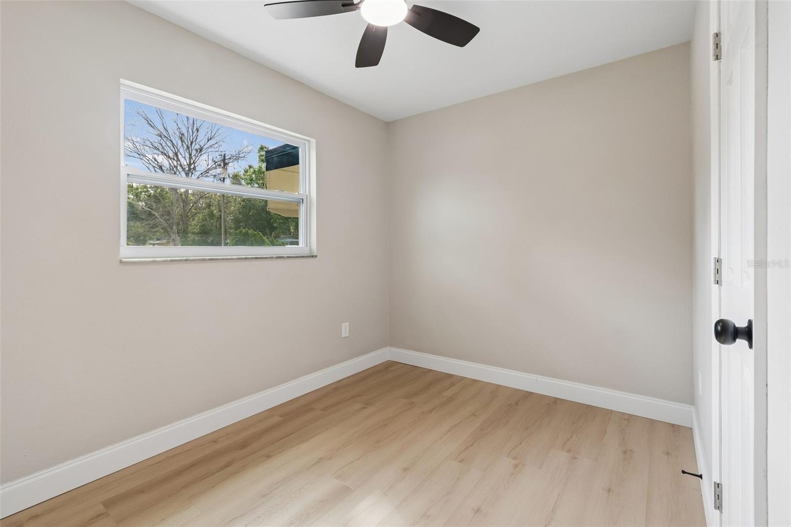 Image 37 of 76 For 2217 Colby Lane