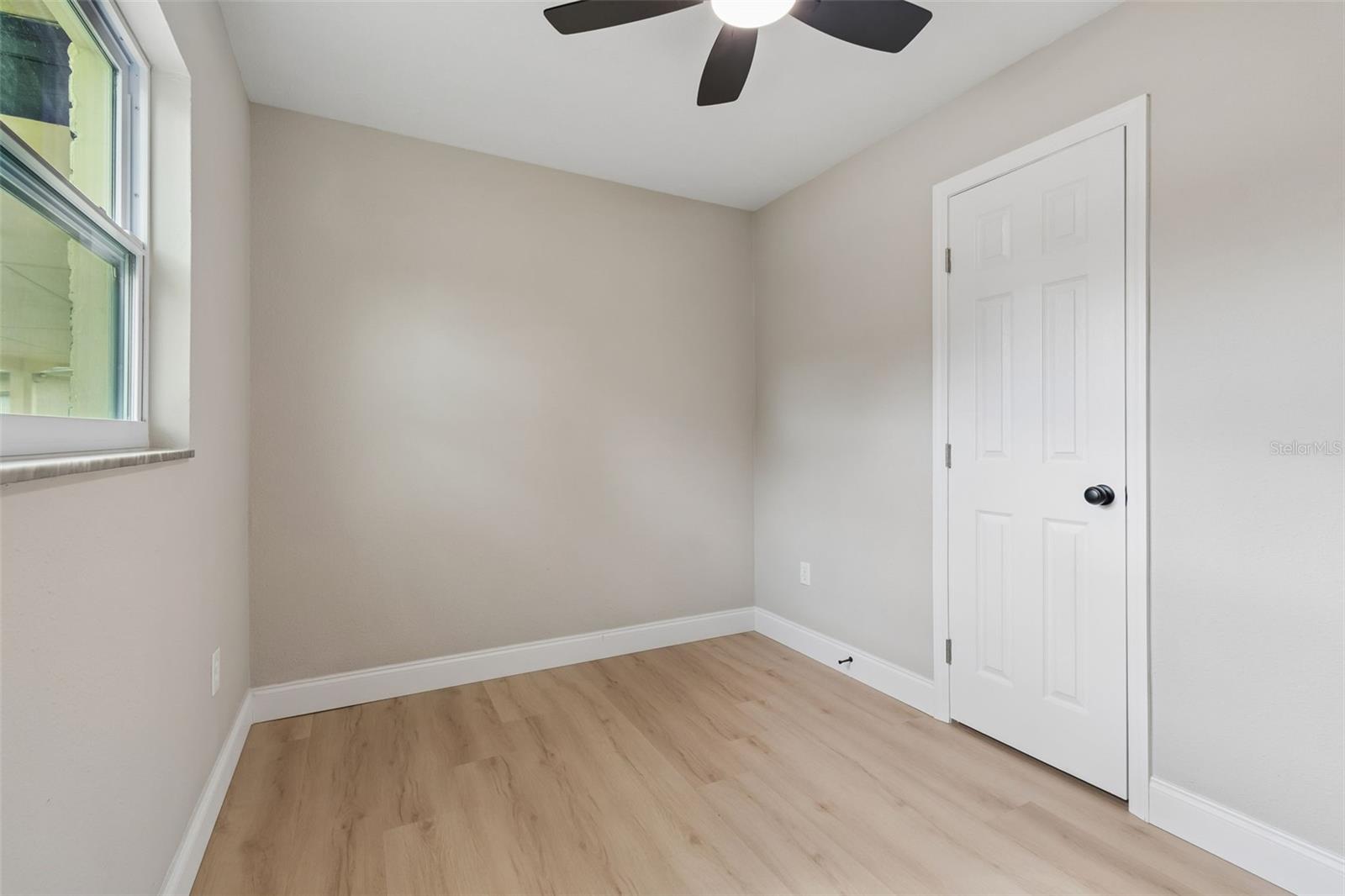 Image 38 of 76 For 2217 Colby Lane