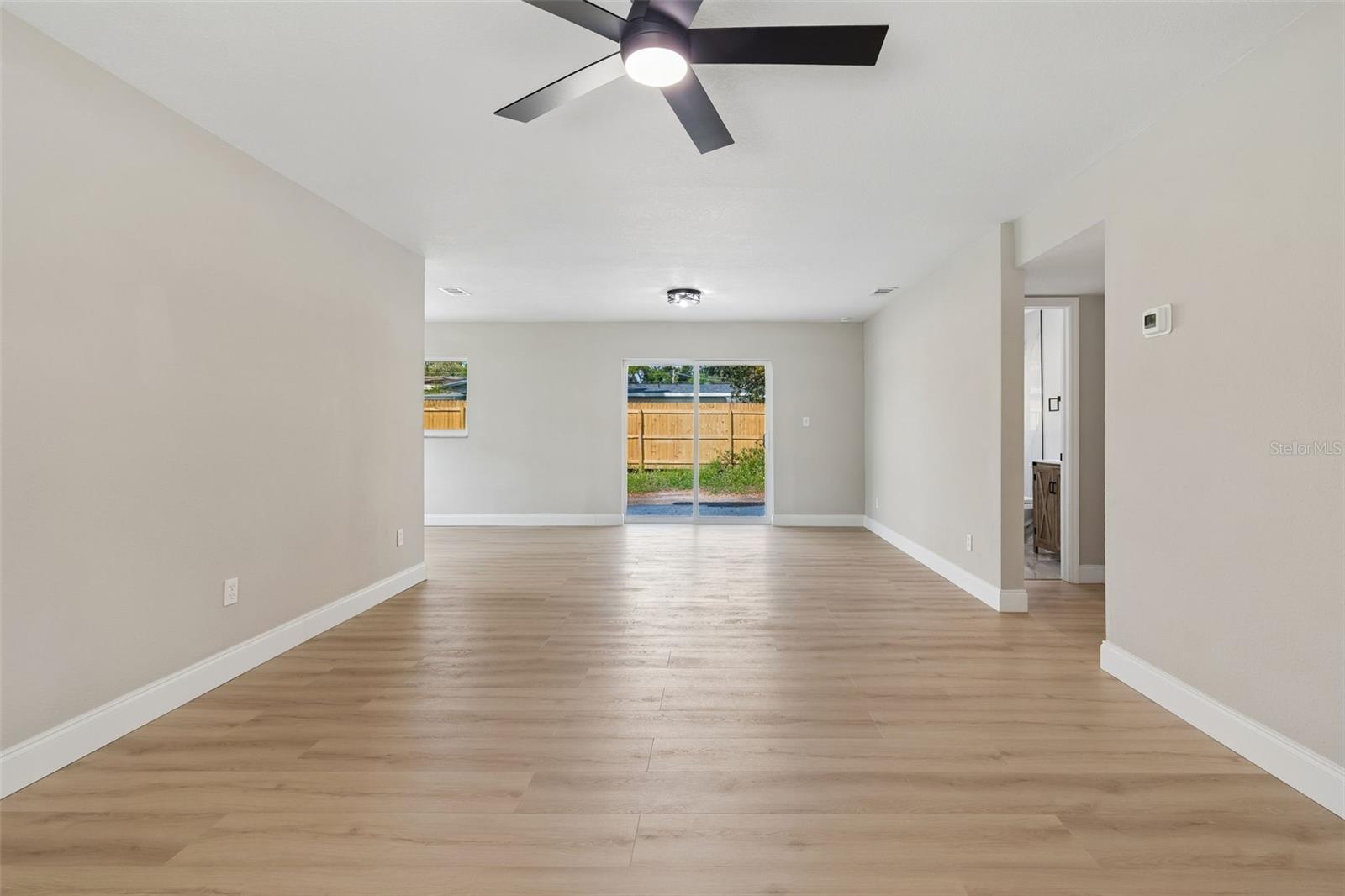 Image 9 of 76 For 2217 Colby Lane