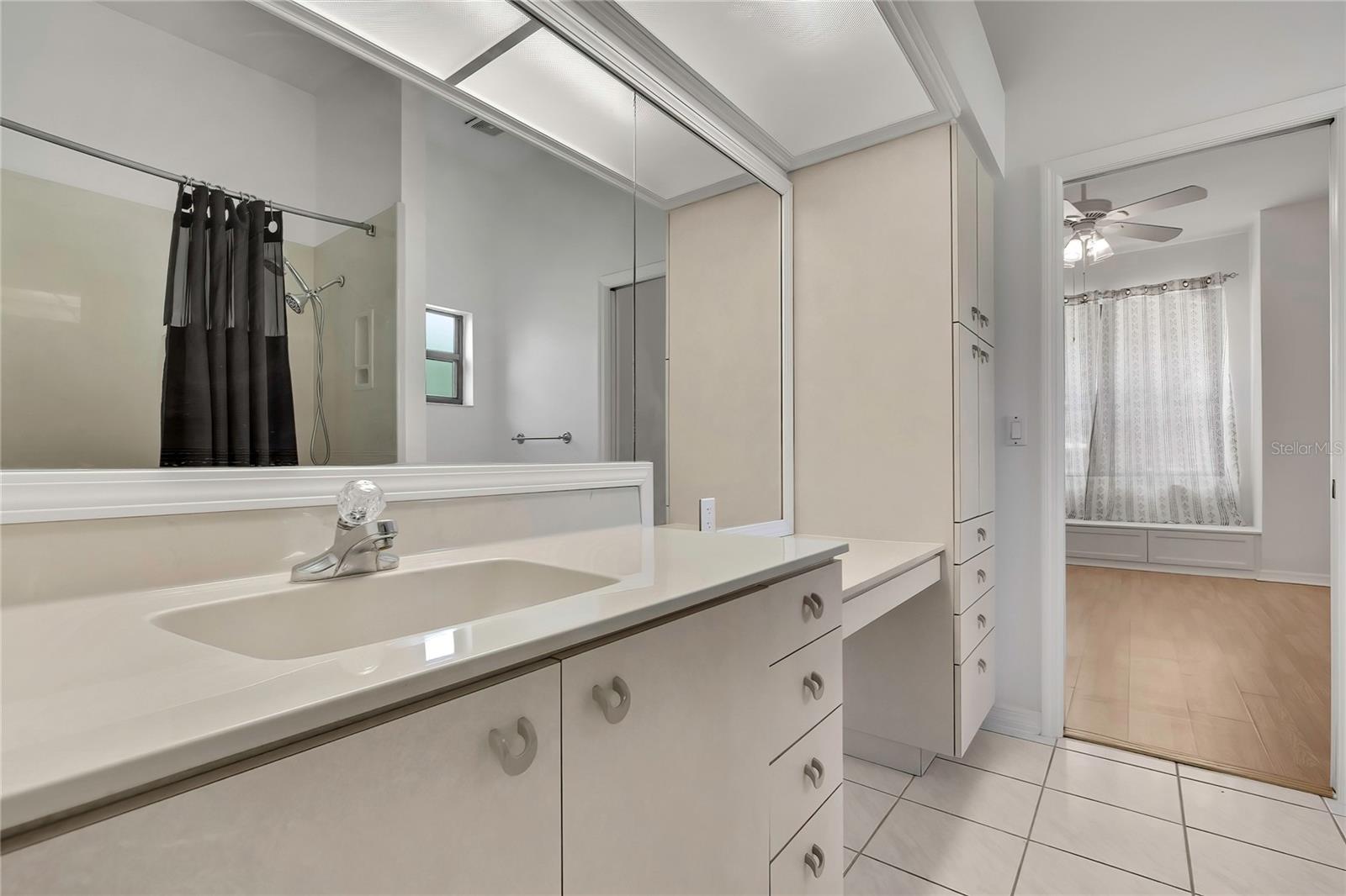 Image 43 of 63 For 18401 30th Street