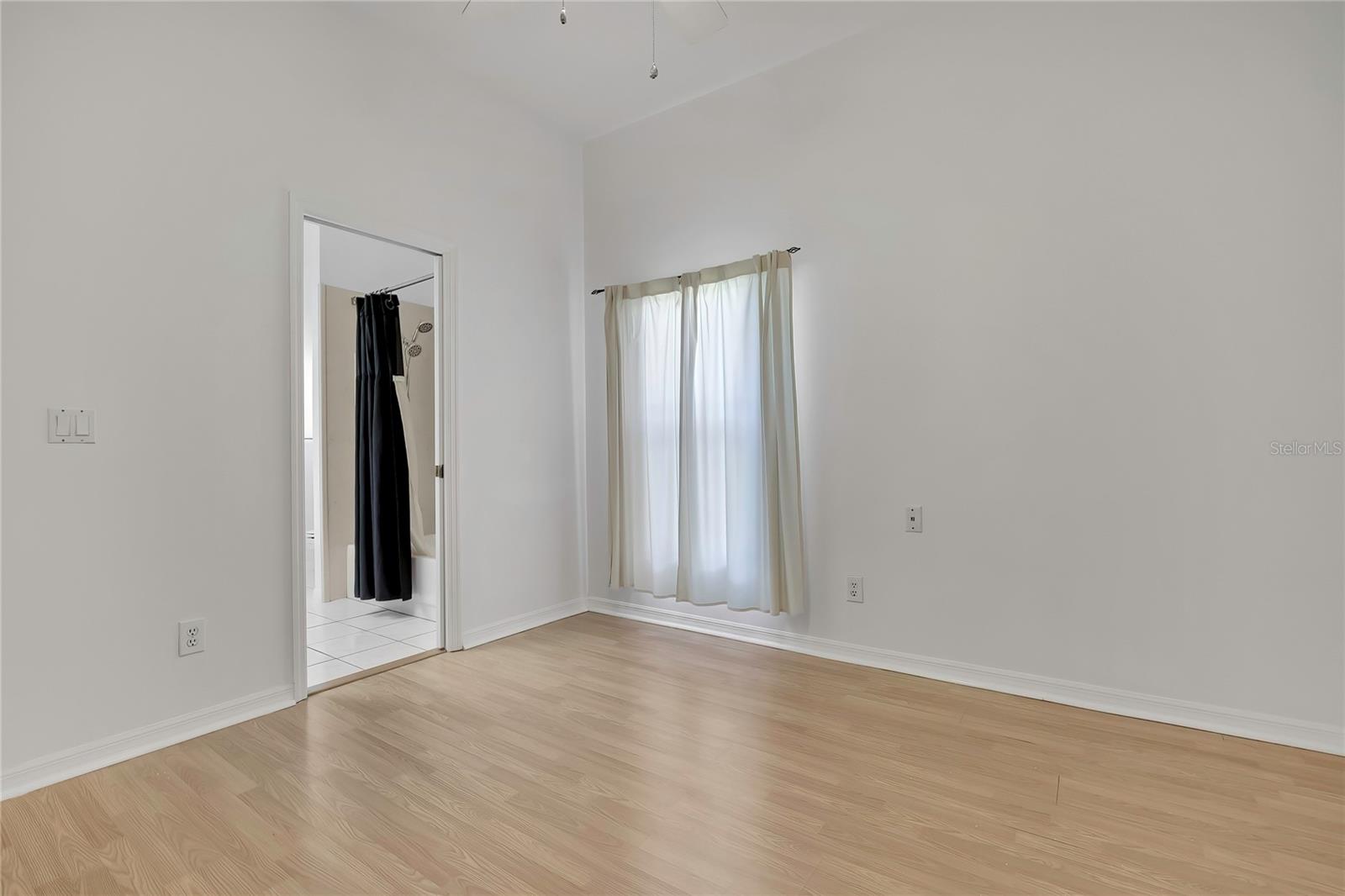 Image 45 of 63 For 18401 30th Street