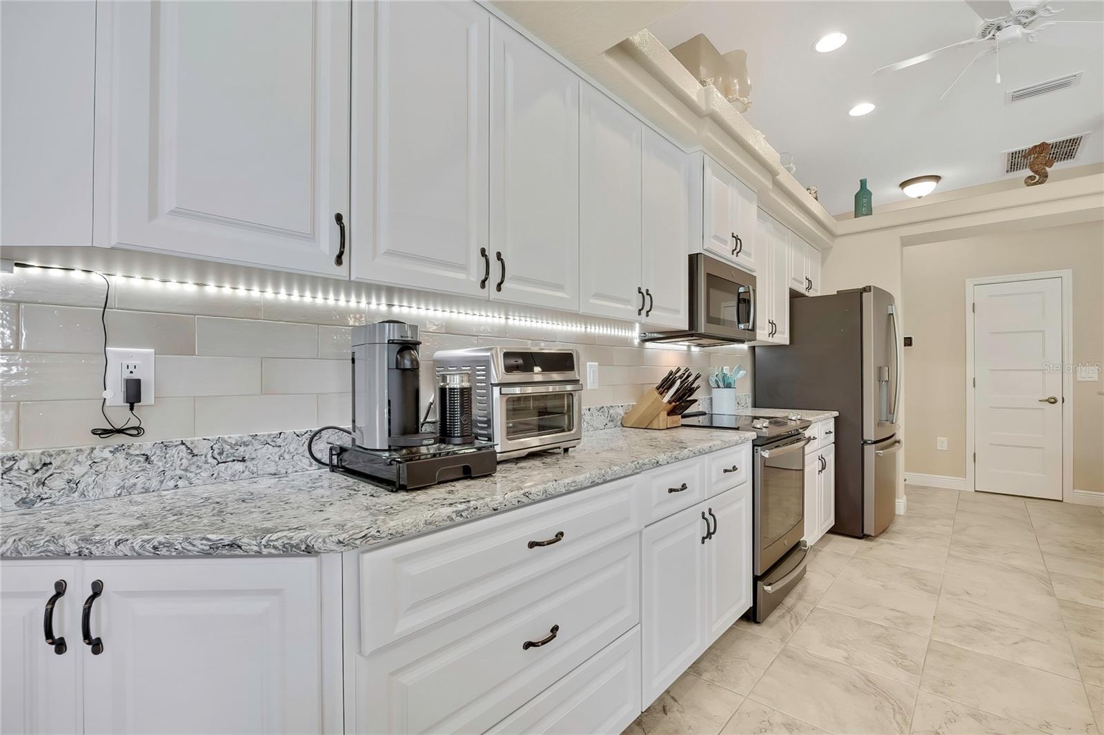 Image 13 of 67 For 13020 Osprey Avenue