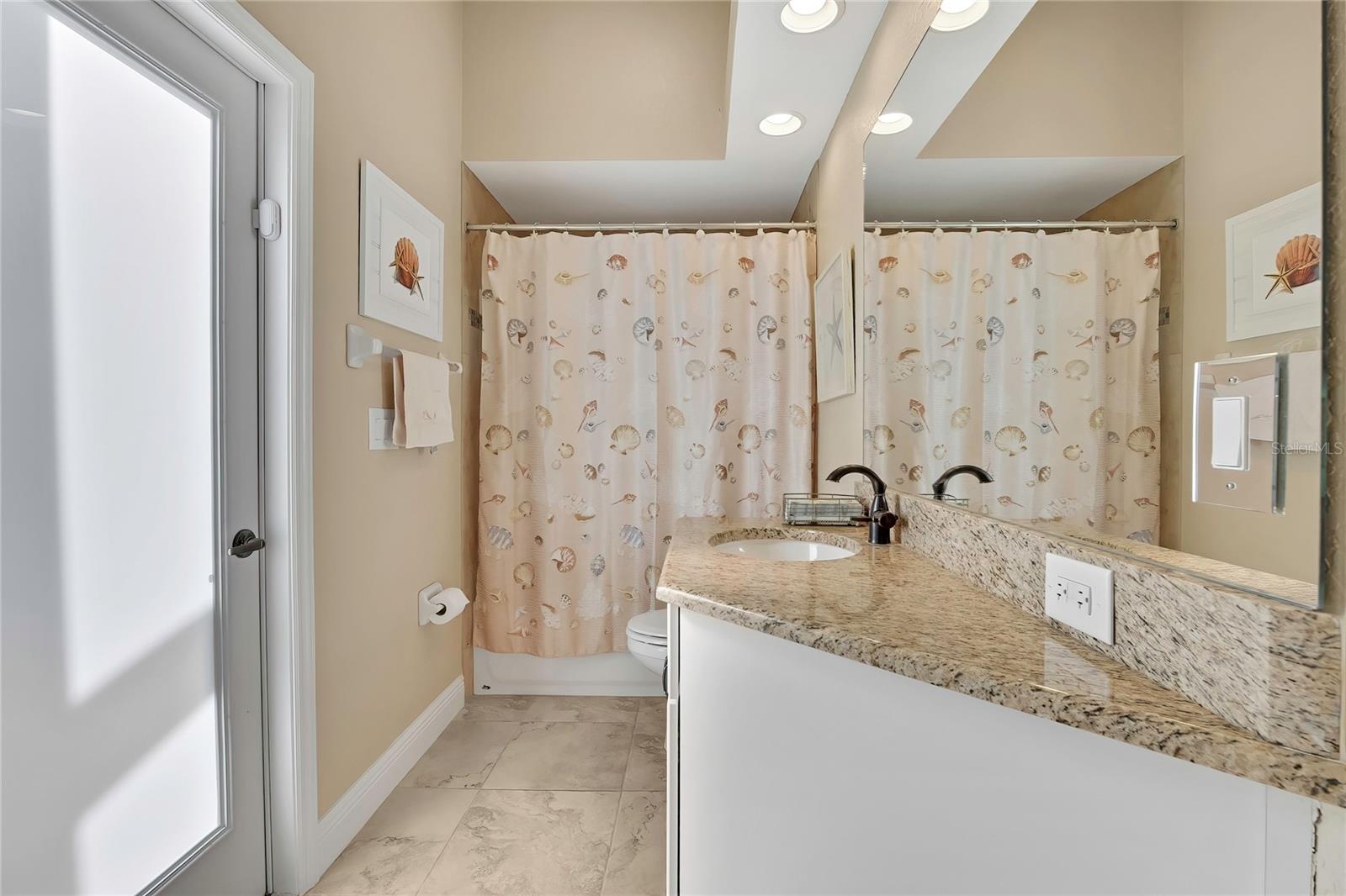 Image 19 of 67 For 13020 Osprey Avenue