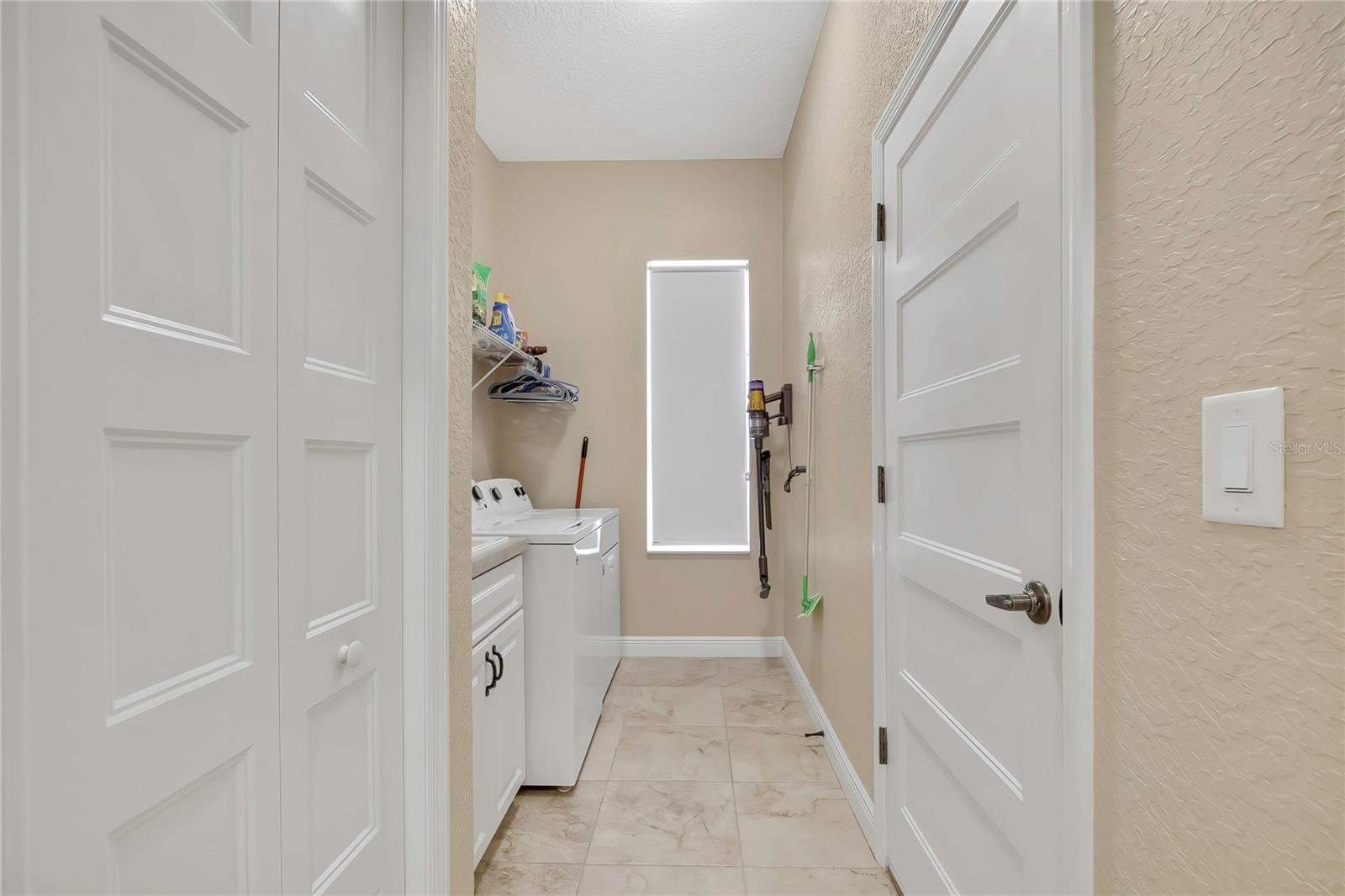 Image 24 of 67 For 13020 Osprey Avenue