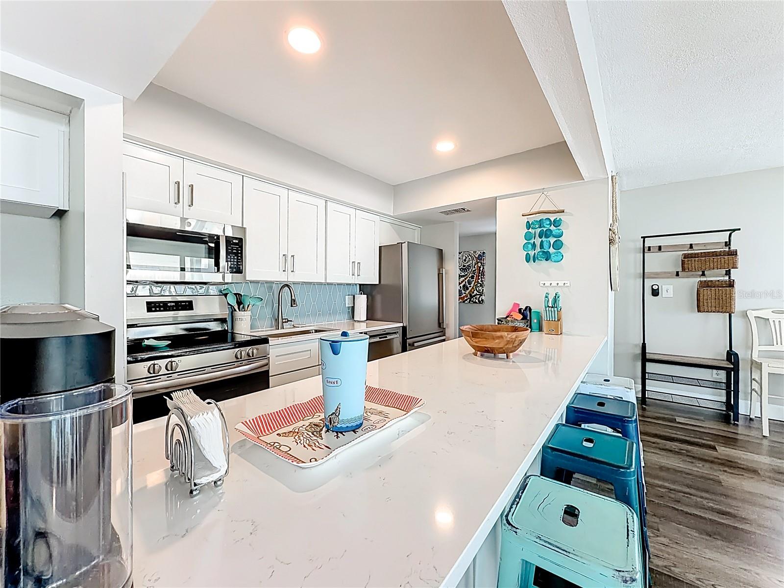 Image 22 of 43 For 19836 Gulf Boulevard 5b