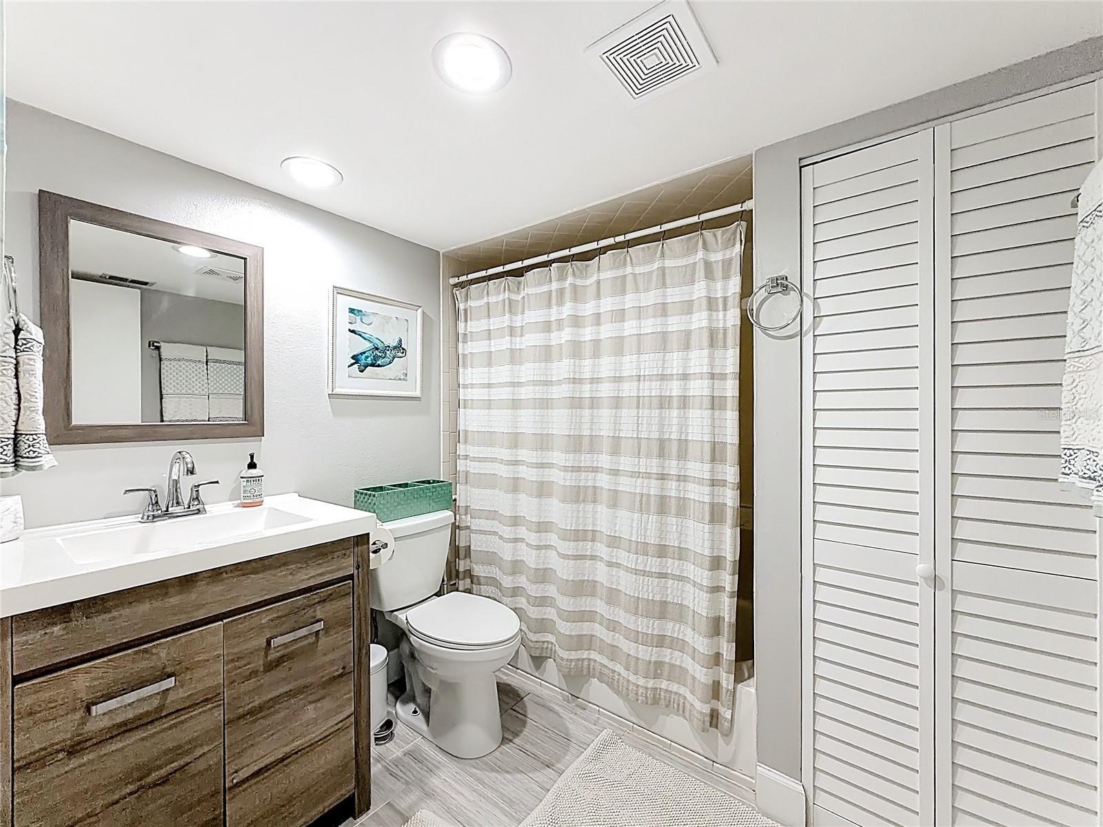 Image 29 of 43 For 19836 Gulf Boulevard 5b