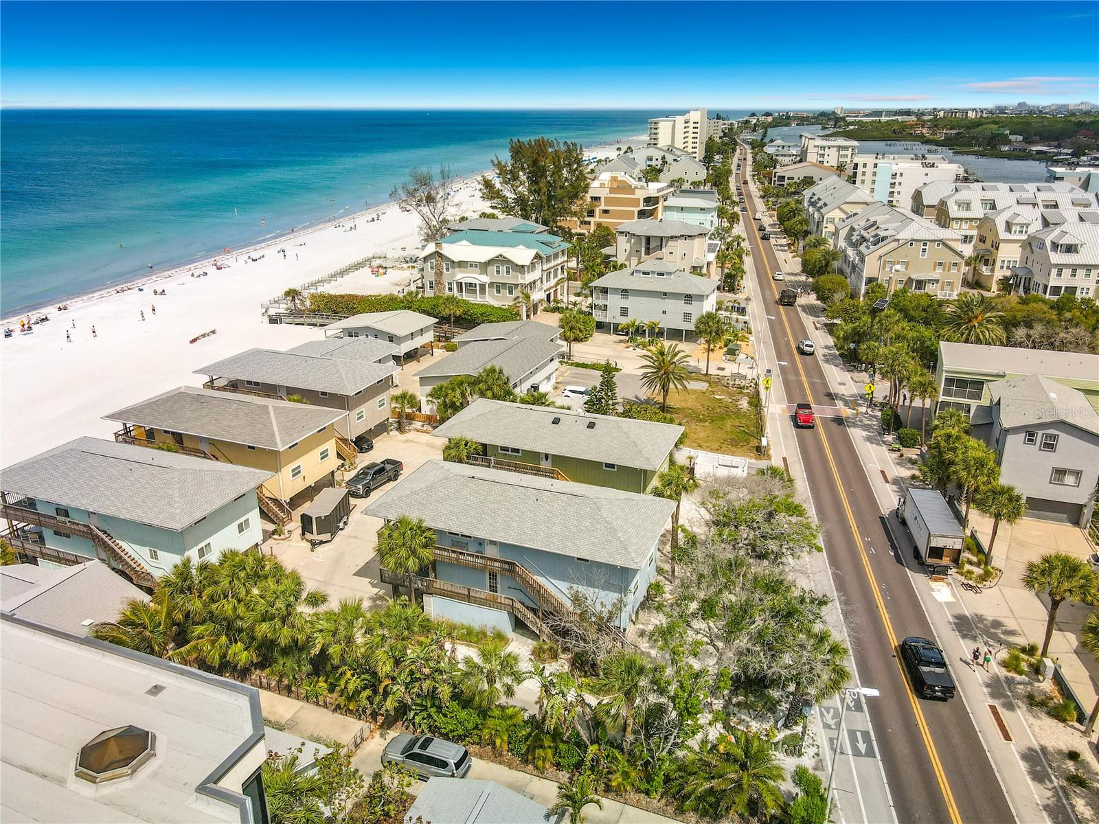 Image 3 of 43 For 19836 Gulf Boulevard 5b