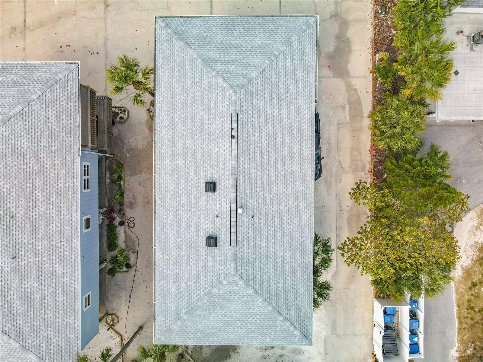 Image 39 of 43 For 19836 Gulf Boulevard 5b