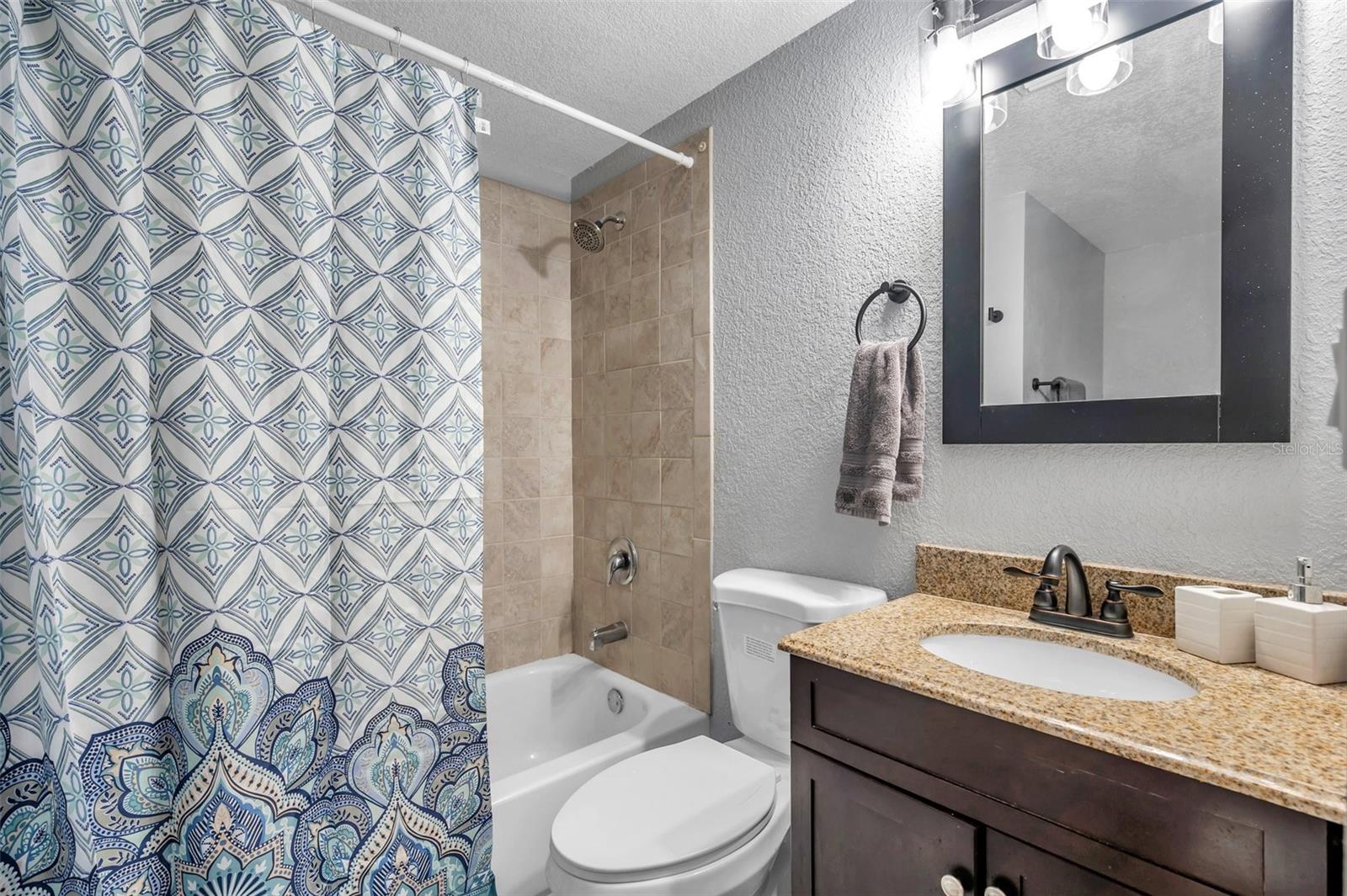 Image 21 of 51 For 3720 3rd Ave N  1-2