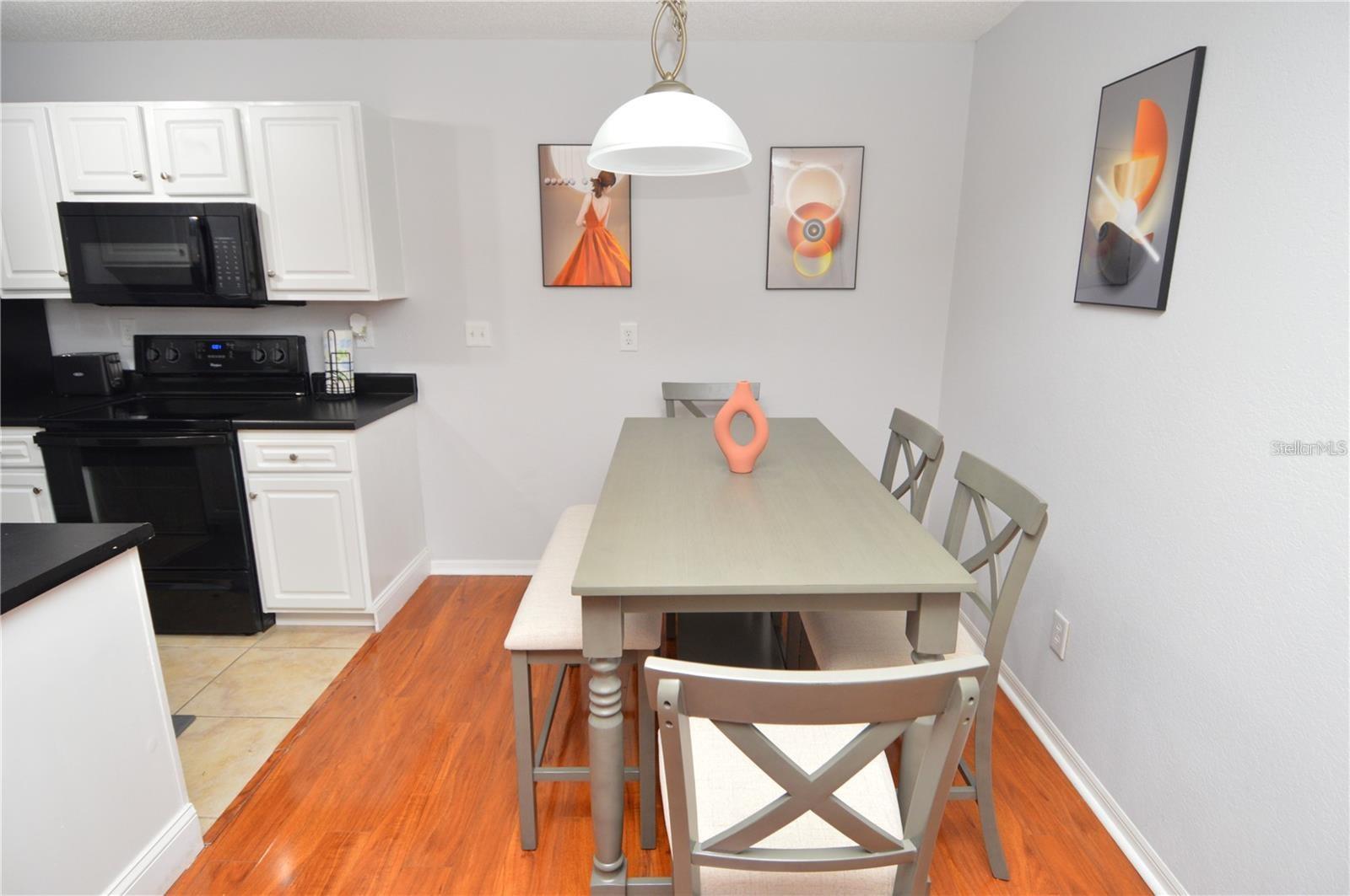 Image 13 of 98 For 10263 Gandy Boulevard N 108