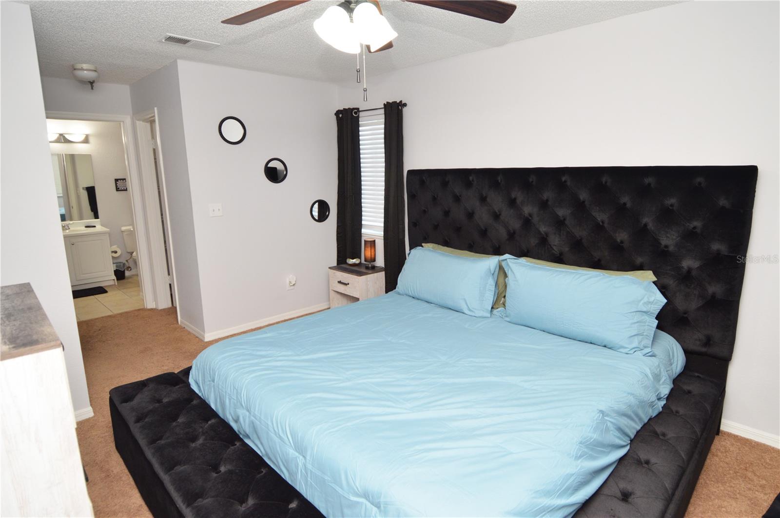 Image 27 of 98 For 10263 Gandy Boulevard N 108