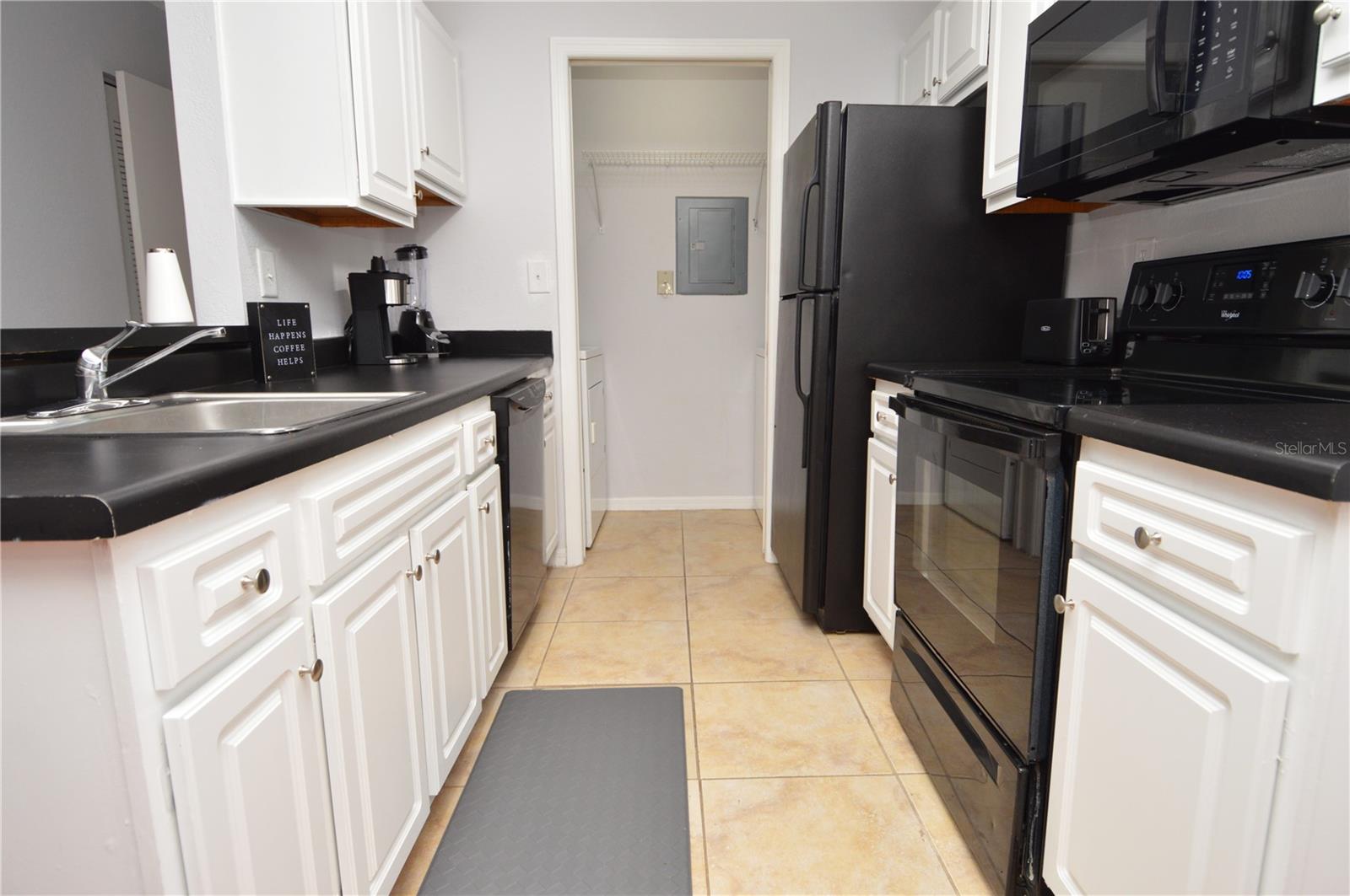 Image 8 of 98 For 10263 Gandy Boulevard N 108