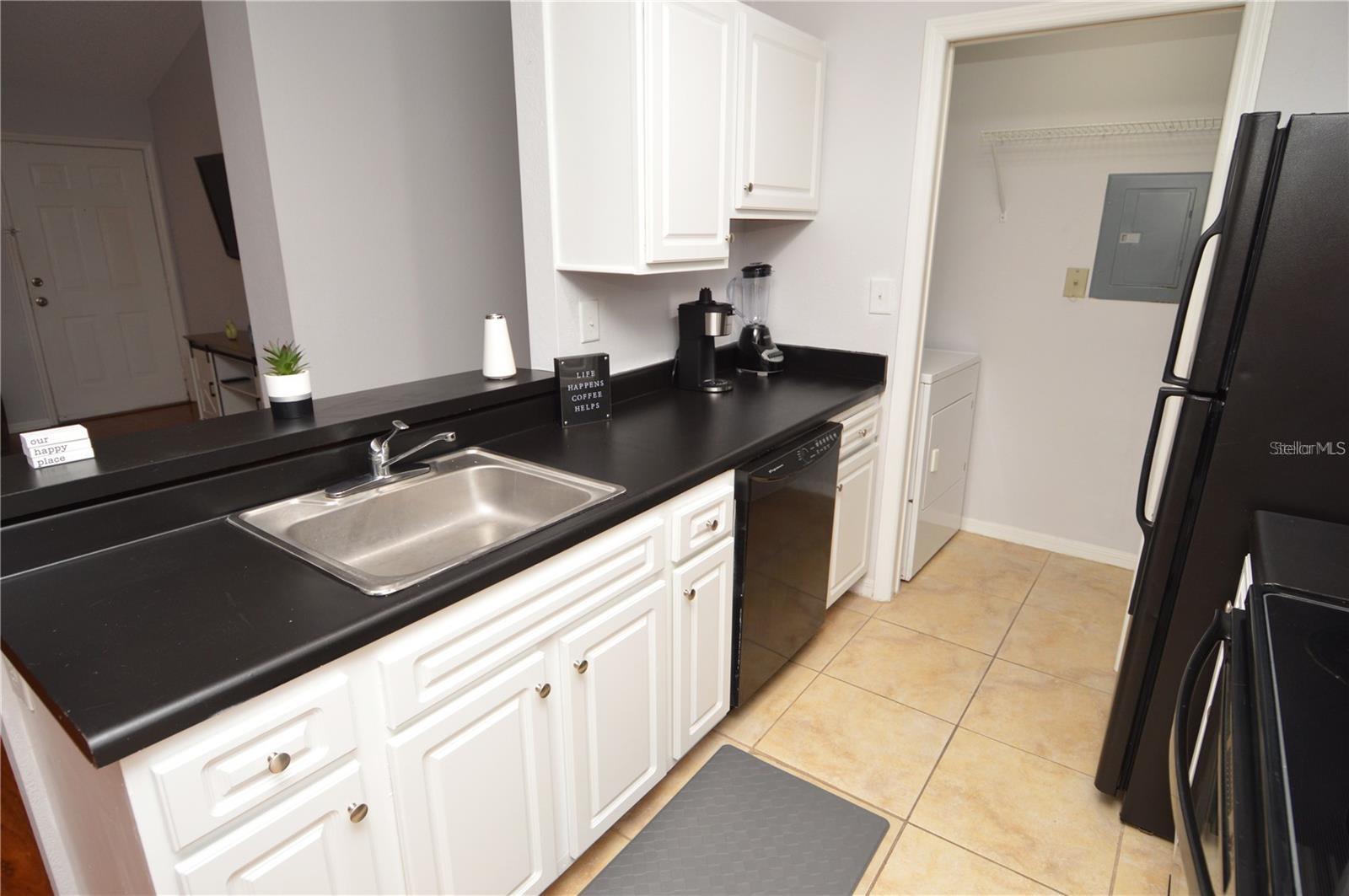 Image 9 of 98 For 10263 Gandy Boulevard N 108