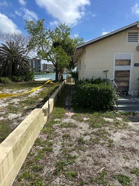 Image 4 of 9 For 12620 Lagoon Lane